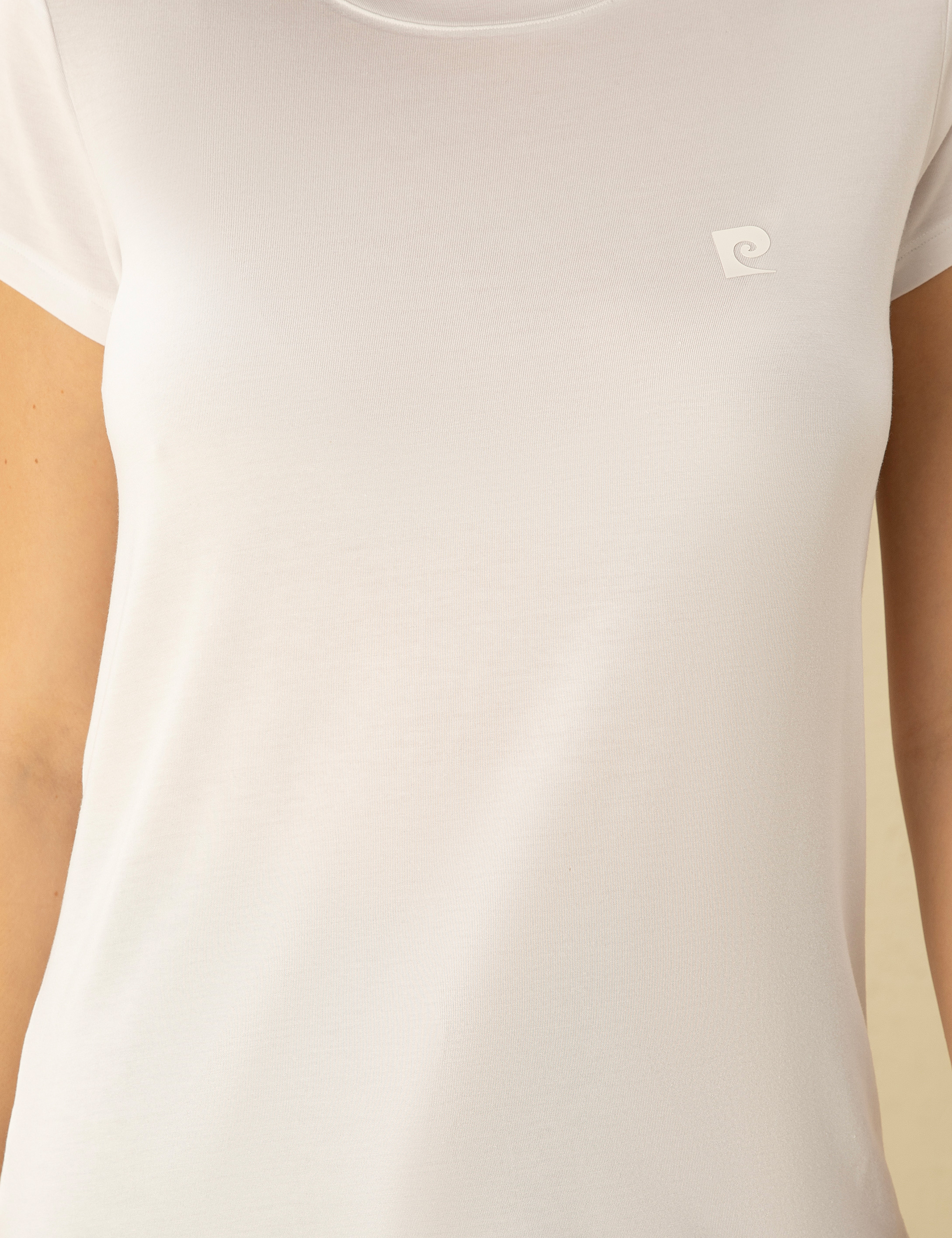 Beyaz Comfort Fit Bisiklet Yaka Basic Tişört - Image 6