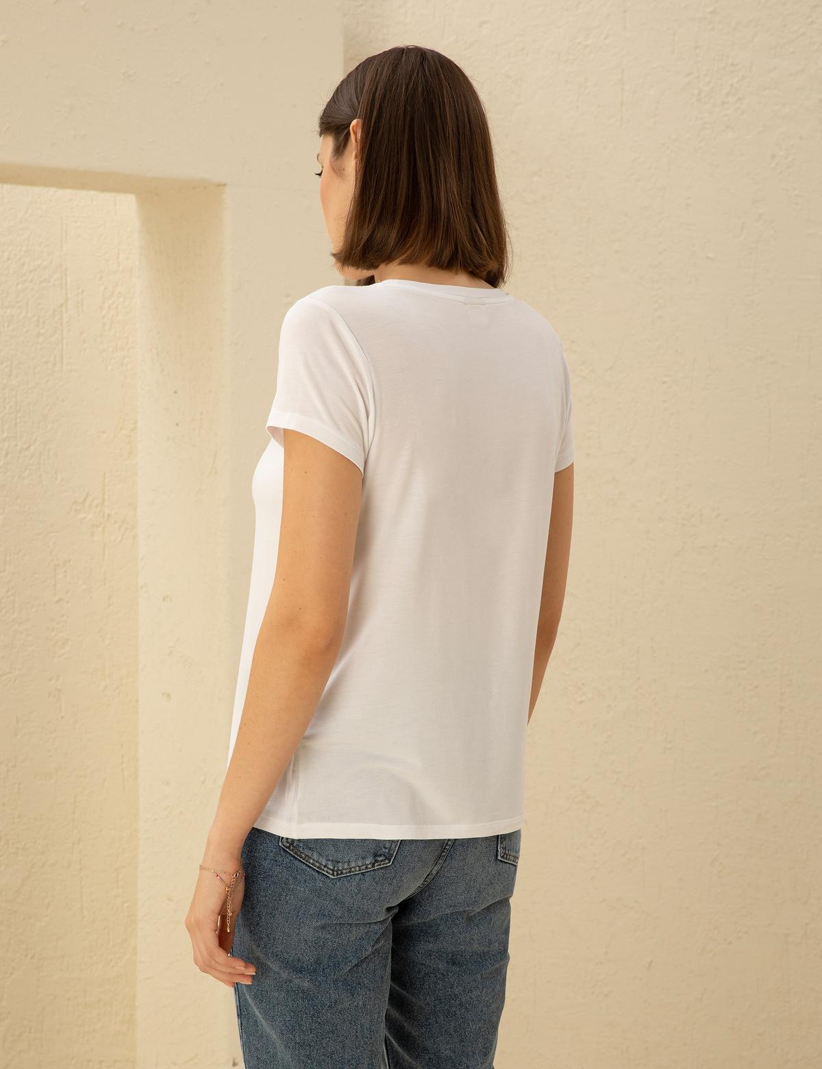 Beyaz Comfort Fit Bisiklet Yaka Basic Tişört - 50272382013