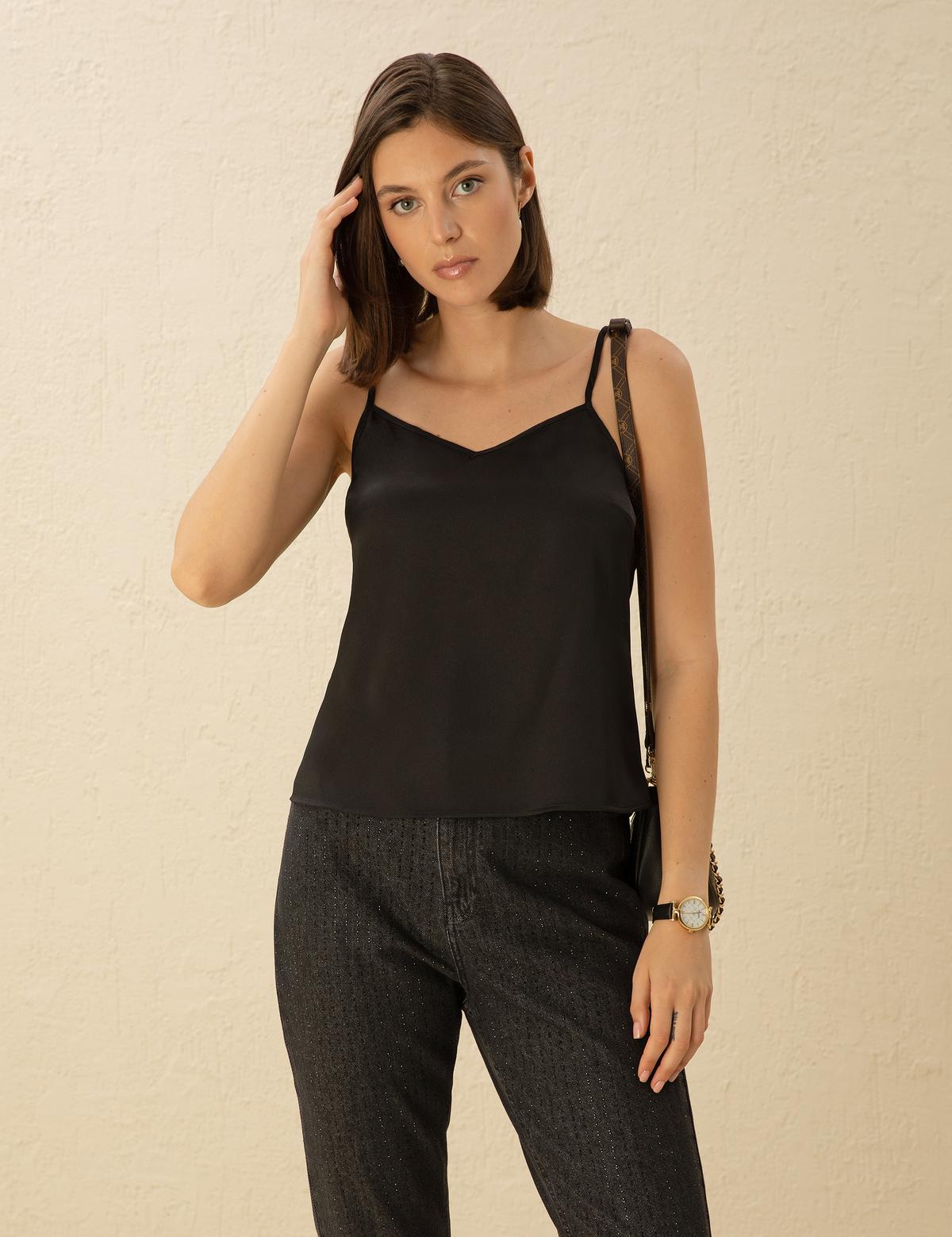 Siyah Saten Regular Fit Bluz