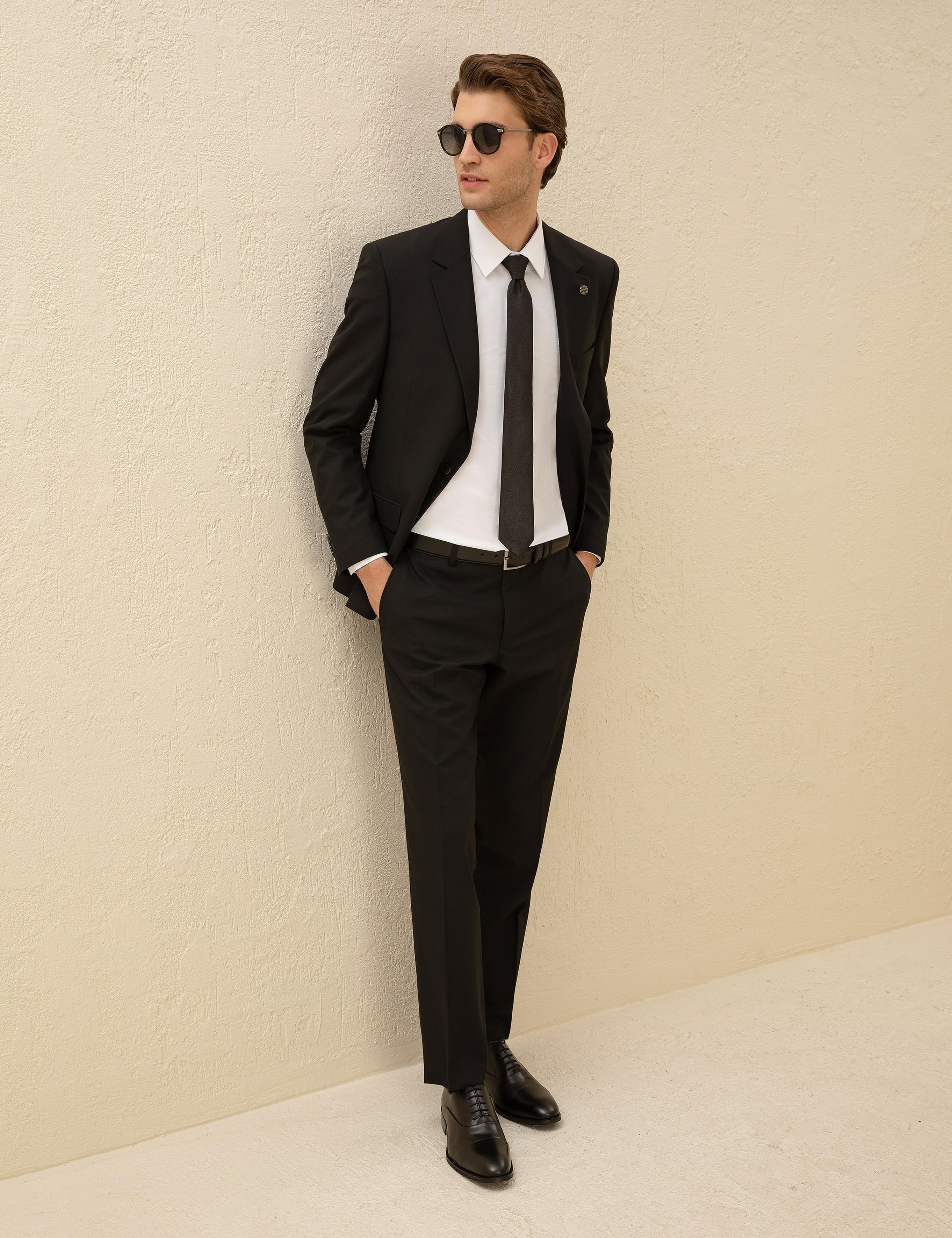 Siyah Slim Fit Takım Elbise