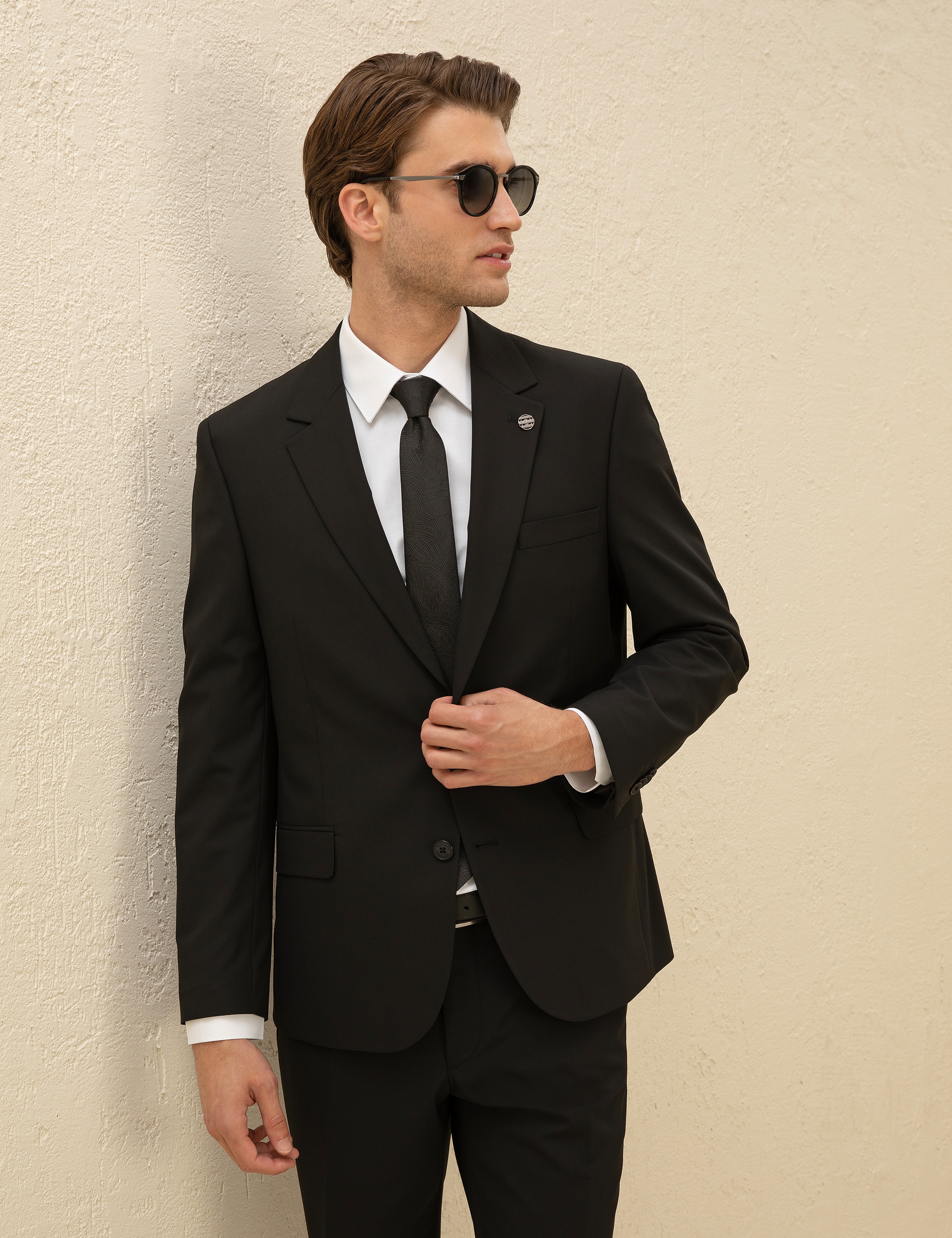 Siyah Slim Fit Takım Elbise