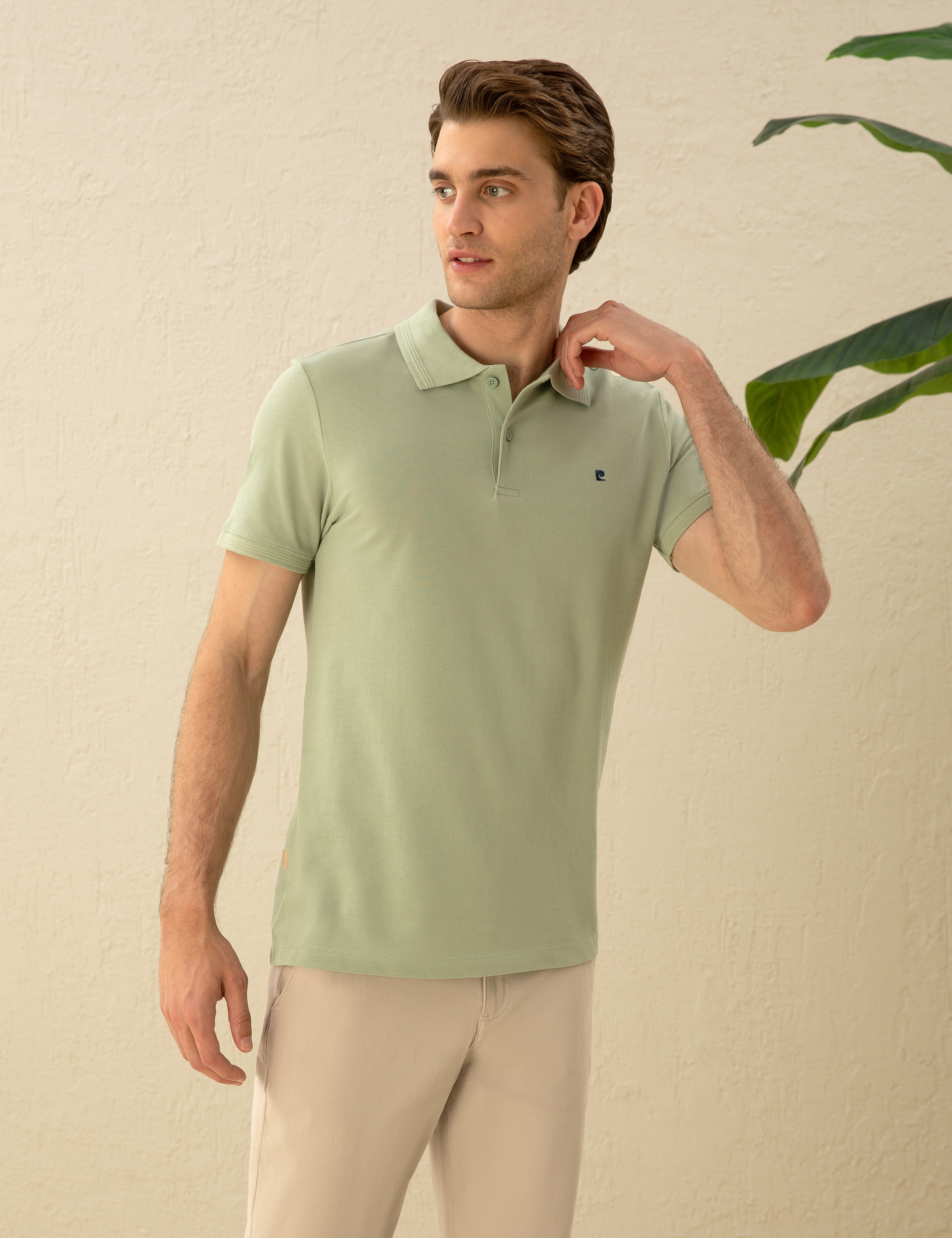 Çağla Yeşili Slim Fit Basic Tişört - Image 1