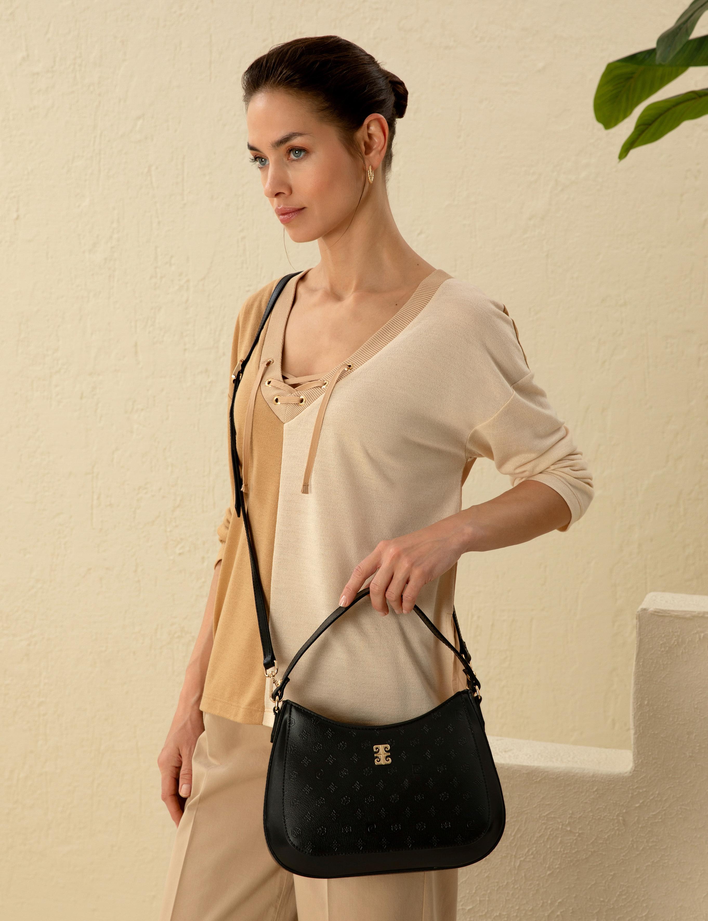 Siyah Omuz Çantası