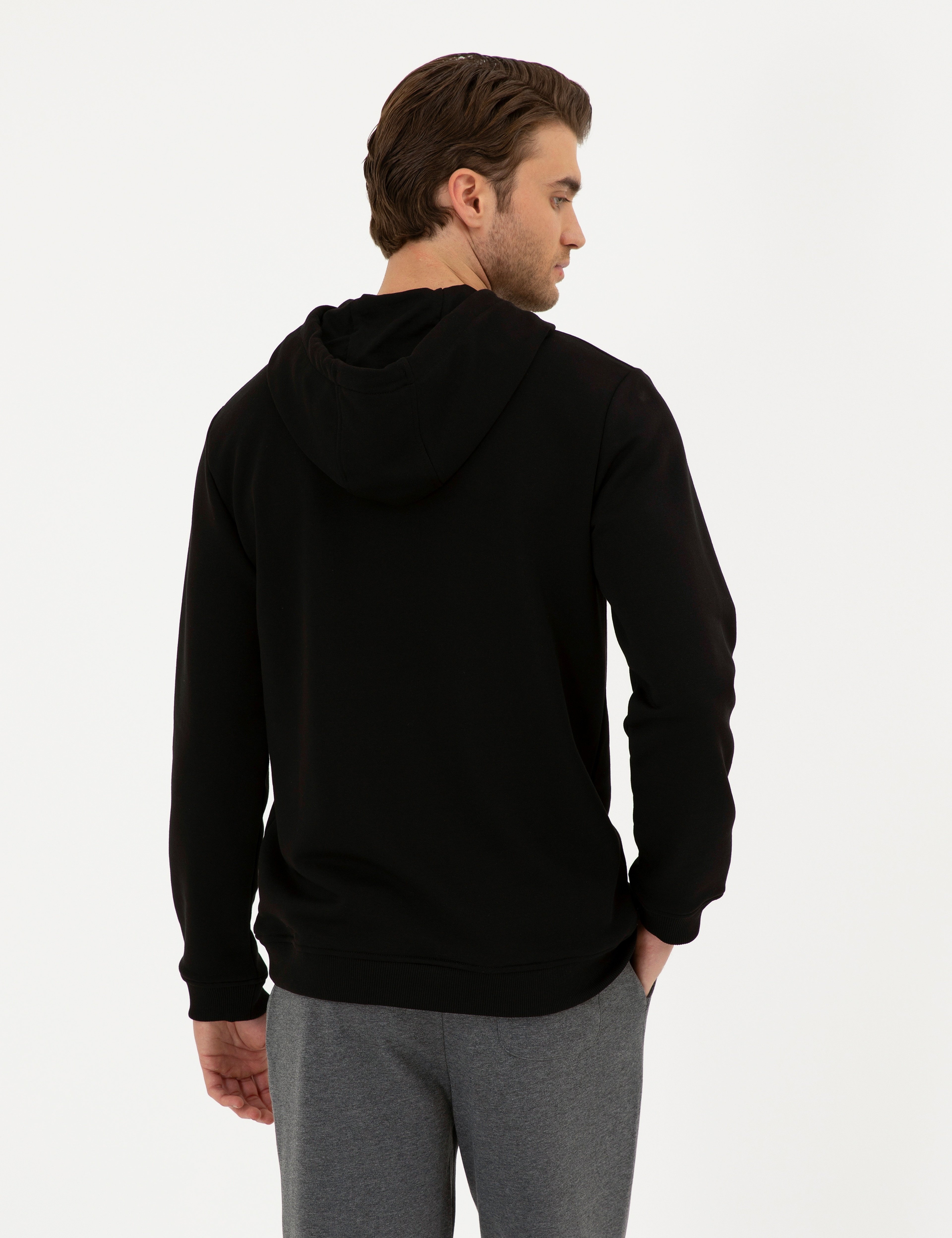 Siyah Regular Fit Sweatshirt