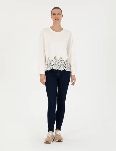 Ekru Comfort Fit Sweatshirt
