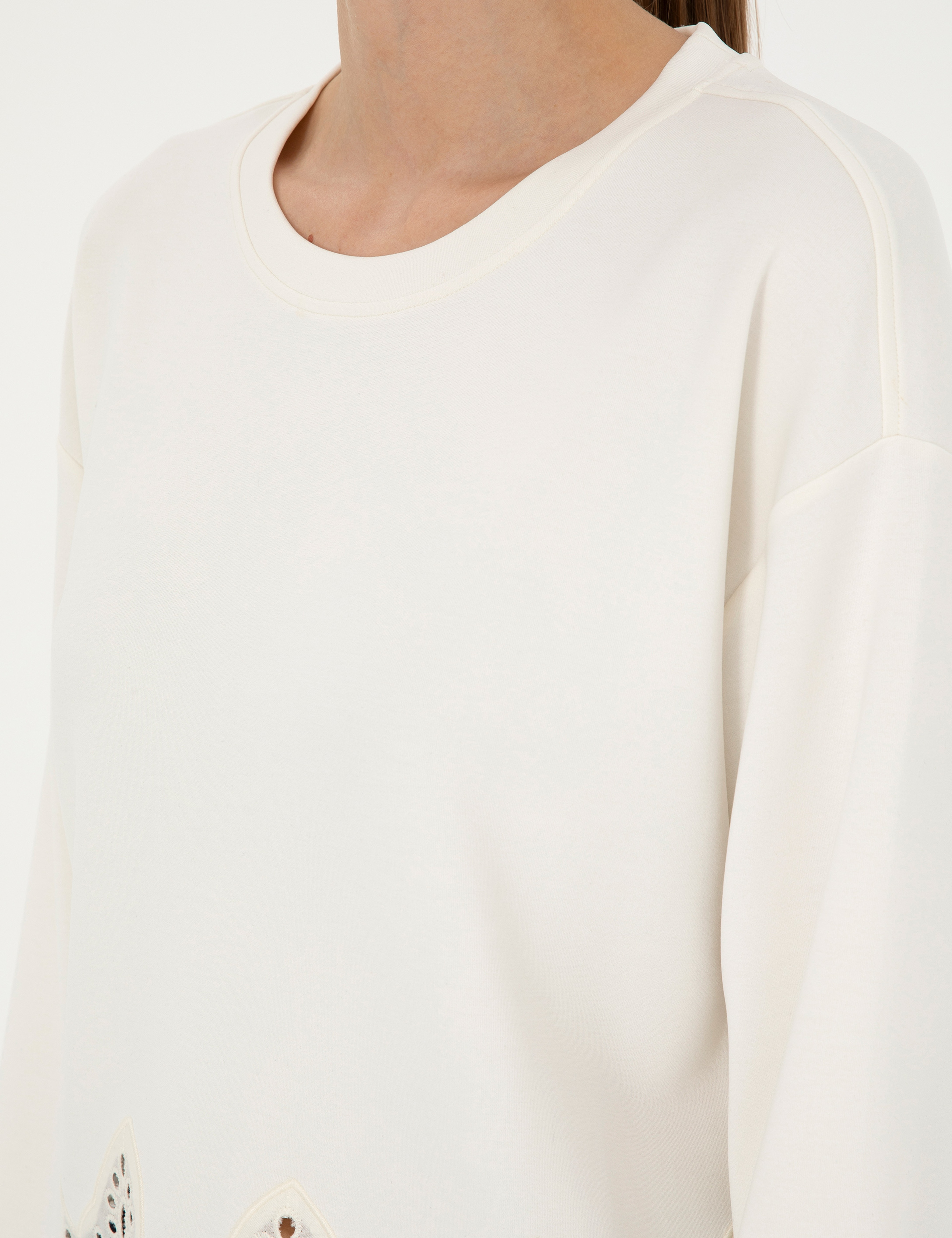 Ekru Comfort Fit Sweatshirt - Image 7