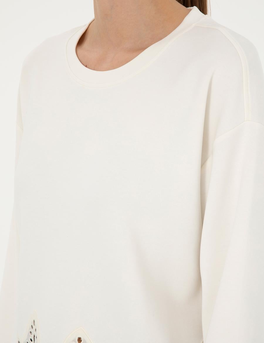 Ekru Comfort Fit Sweatshirt