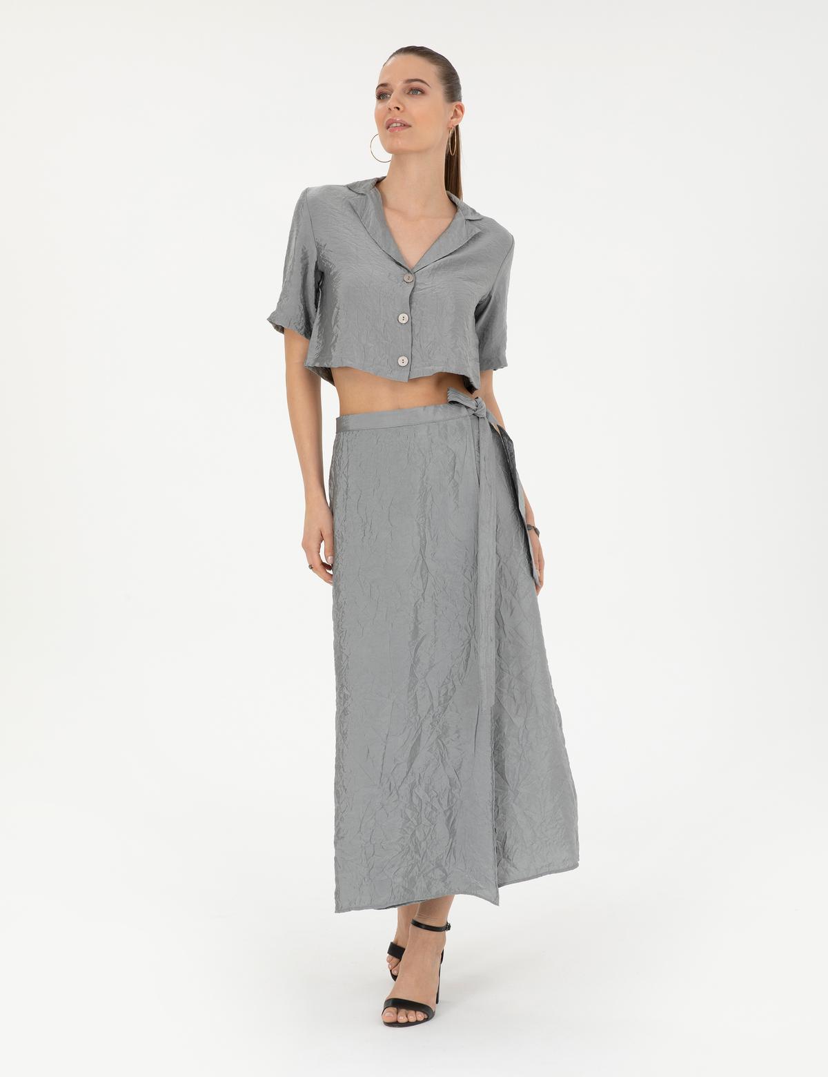 Gri Regular Fit Crop Top Kısa Kollu Gömlek - 50288783010