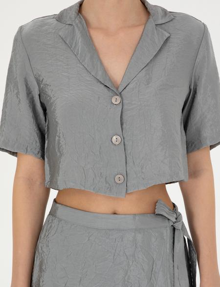 Gri Regular Fit Crop Top Kısa Kollu Gömlek - 50288783010