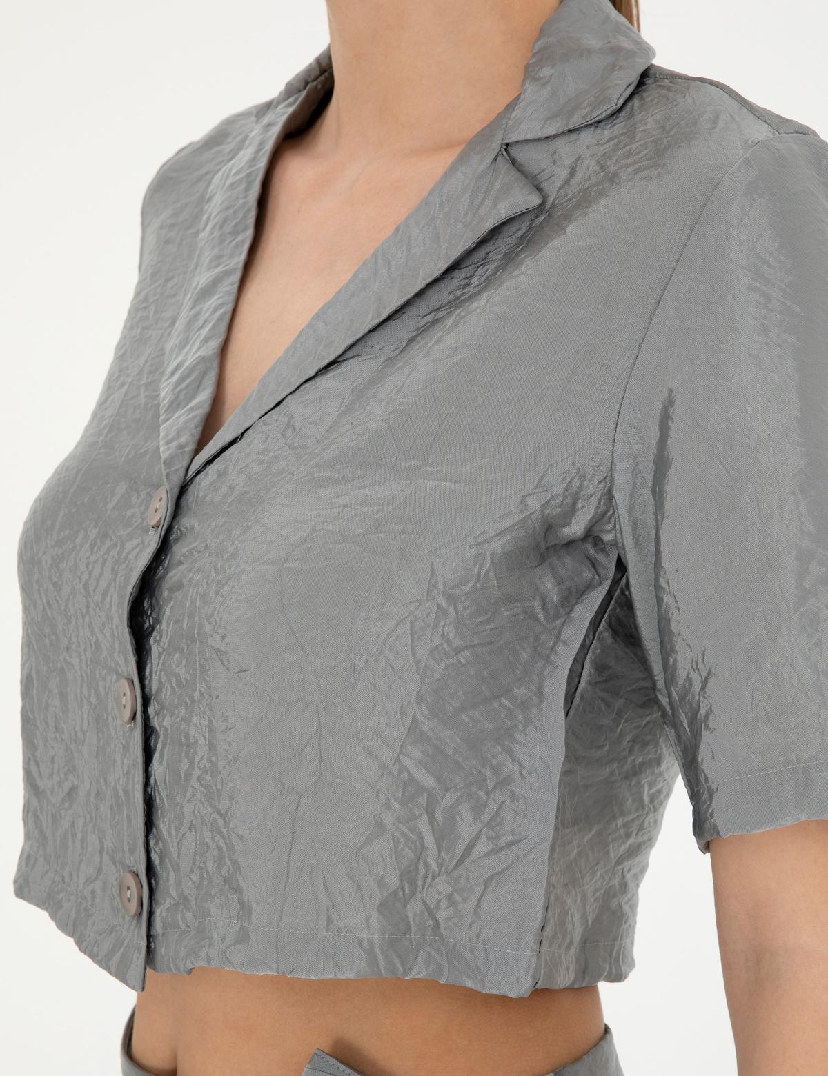 Gri Regular Fit Crop Top Kısa Kollu Gömlek - 50288783010