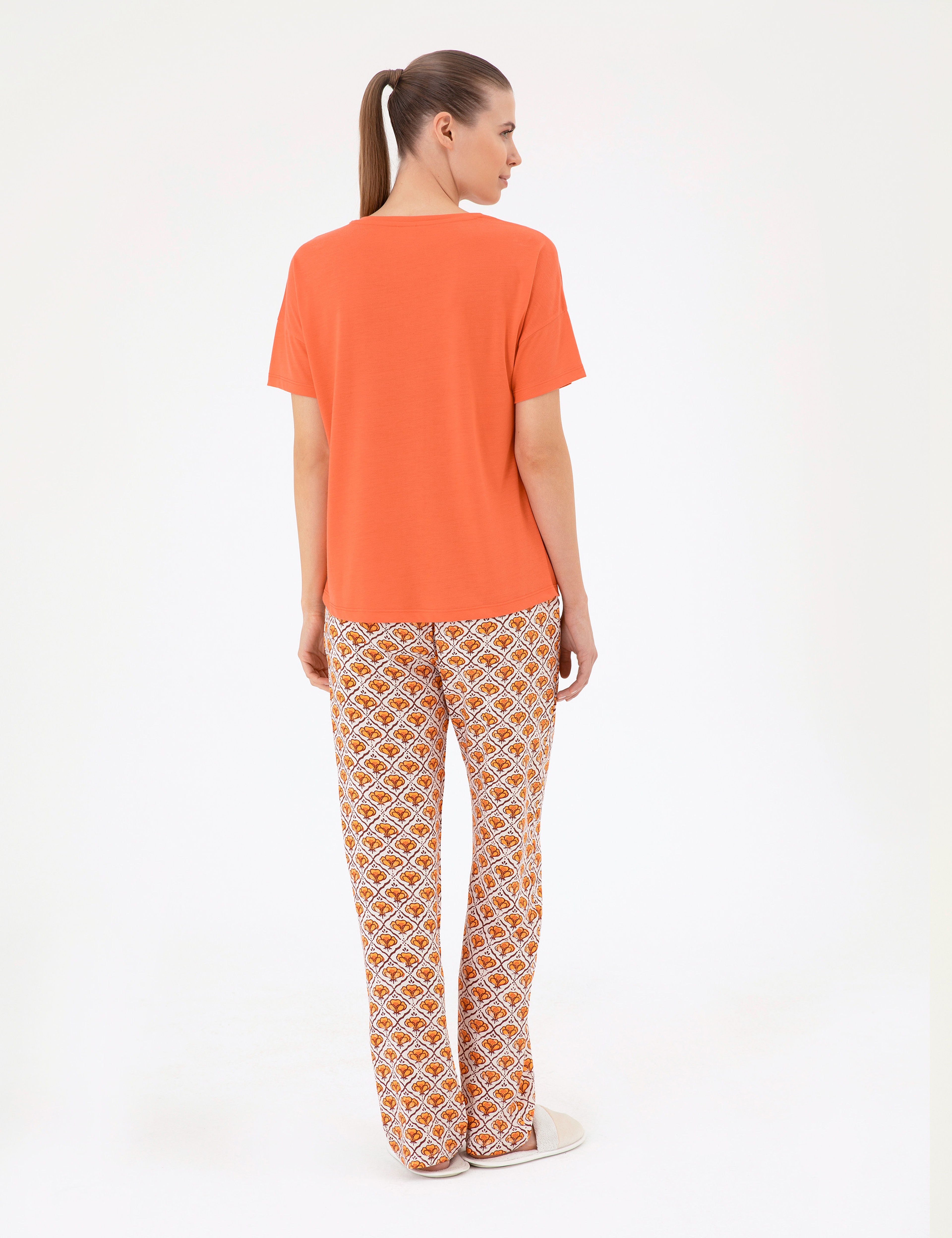 Nar Çiçeği Pijama Takımı