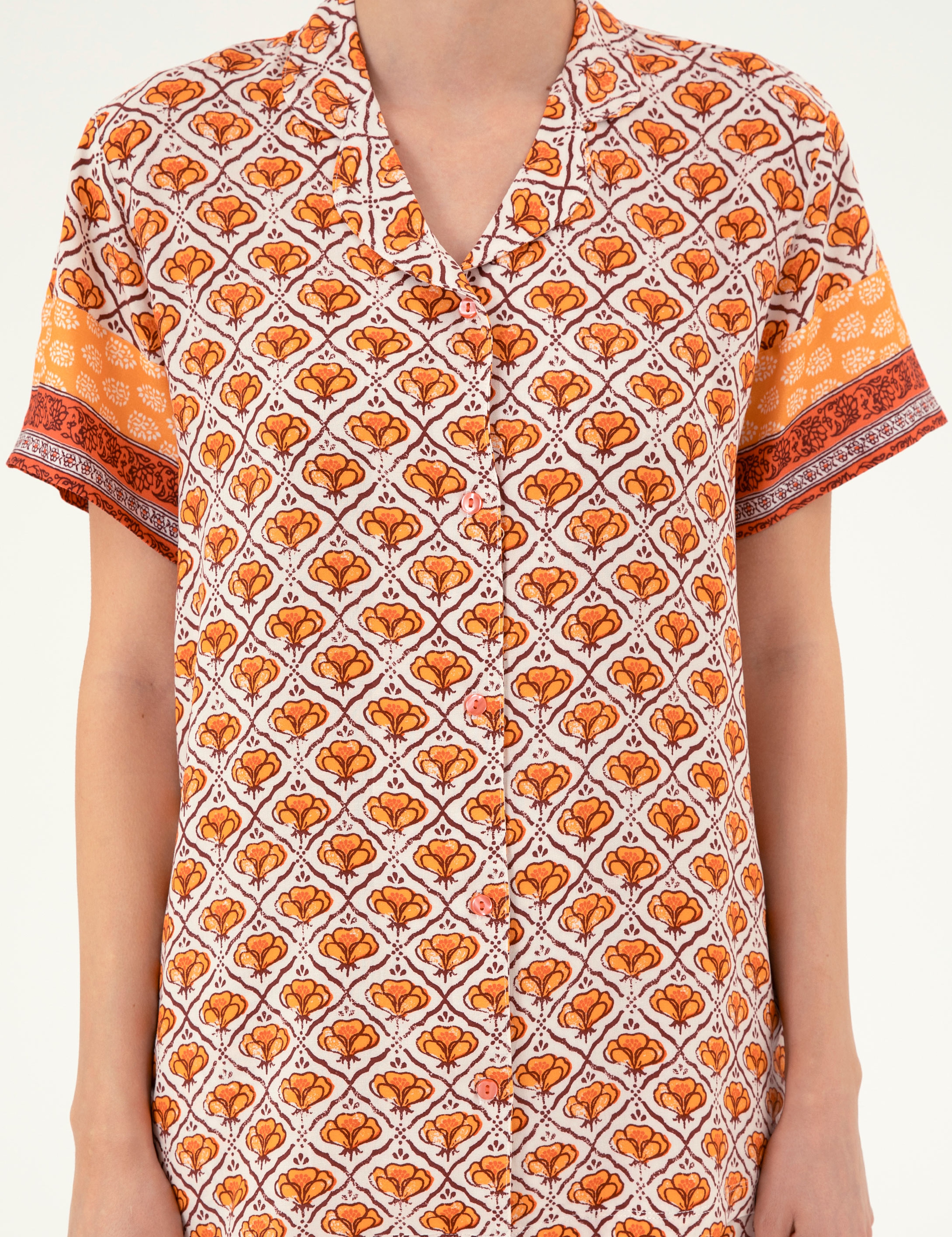 Krem Düğmeli Pijama Takımı - Image 5