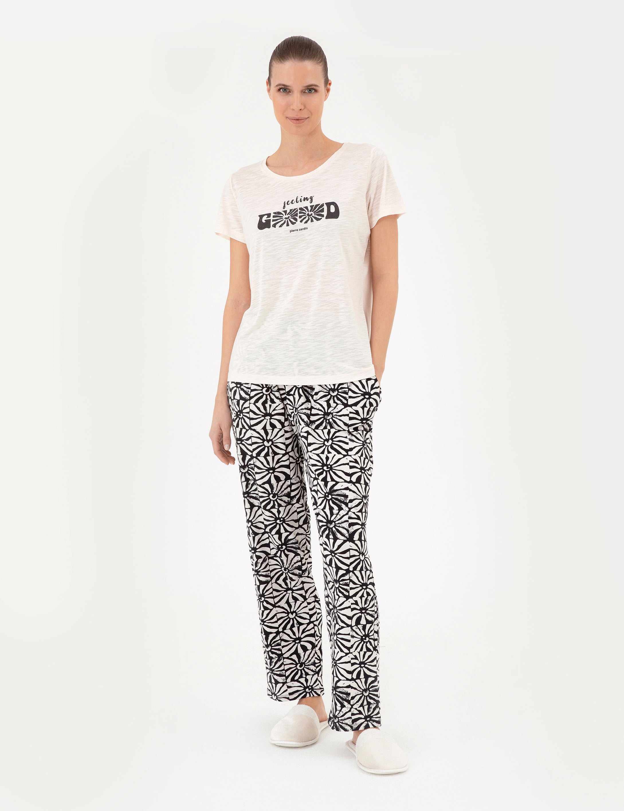 Ekru Pijama Takımı