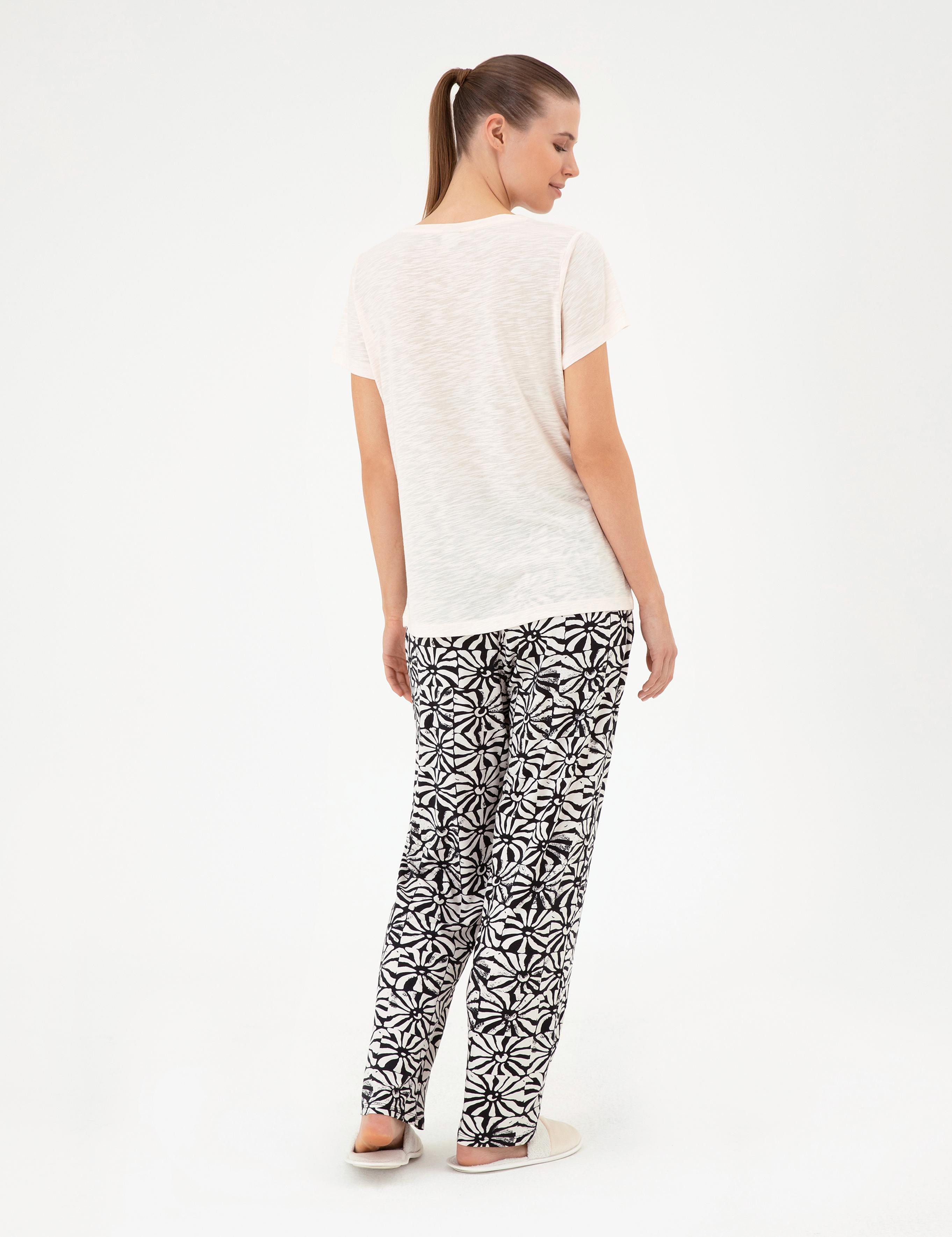 Ekru Pijama Takımı