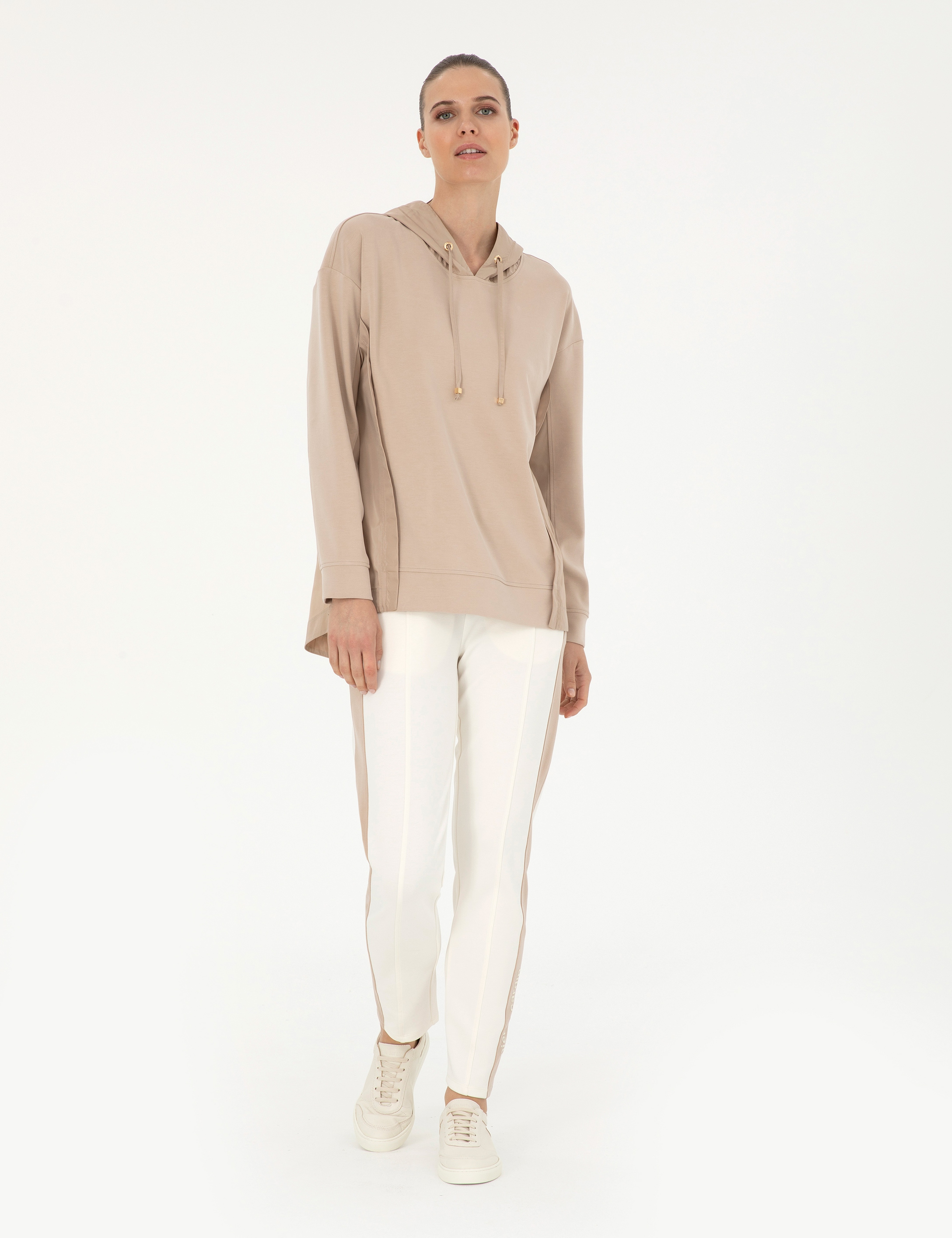 Bej Oversize Kapüşonlu Modal Kumaş Sweatshirt - Image 4