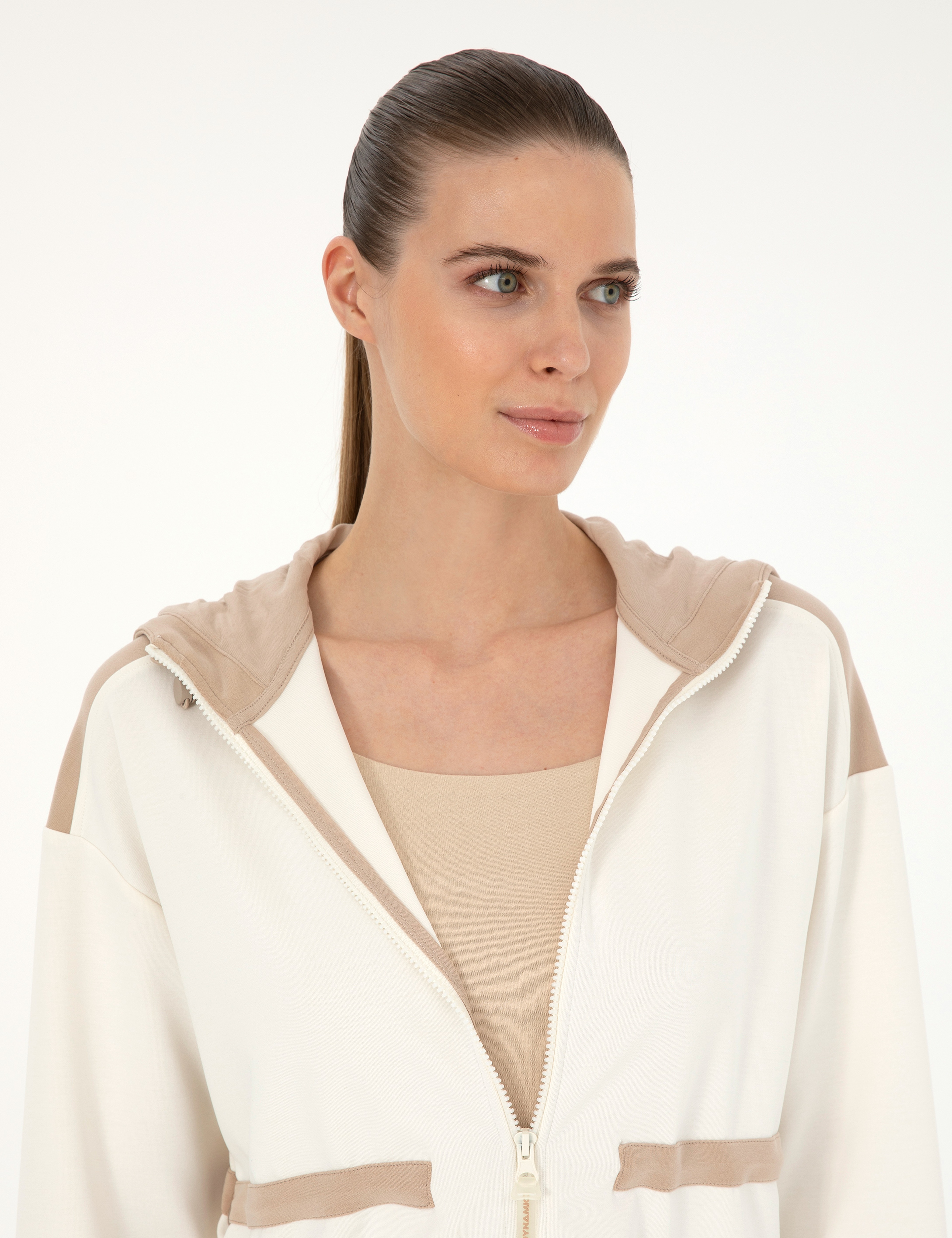 Ekru Oversize Kapüşonlu Örme Hırka - Image 2