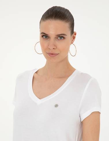 Beyaz Comfort Fit V Yaka Basic Tişört