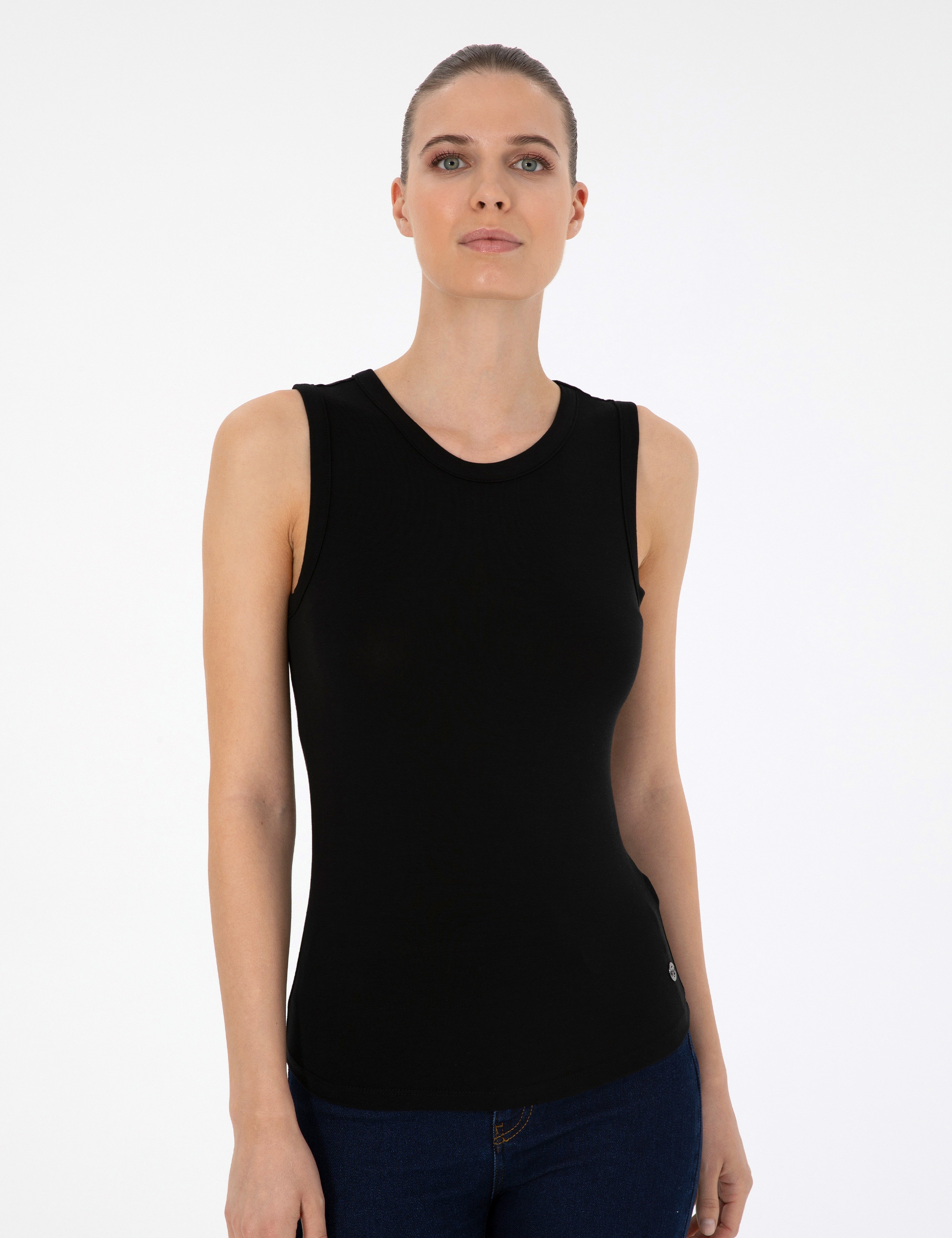 Siyah Slim Fit Örme Bluz - Image 3