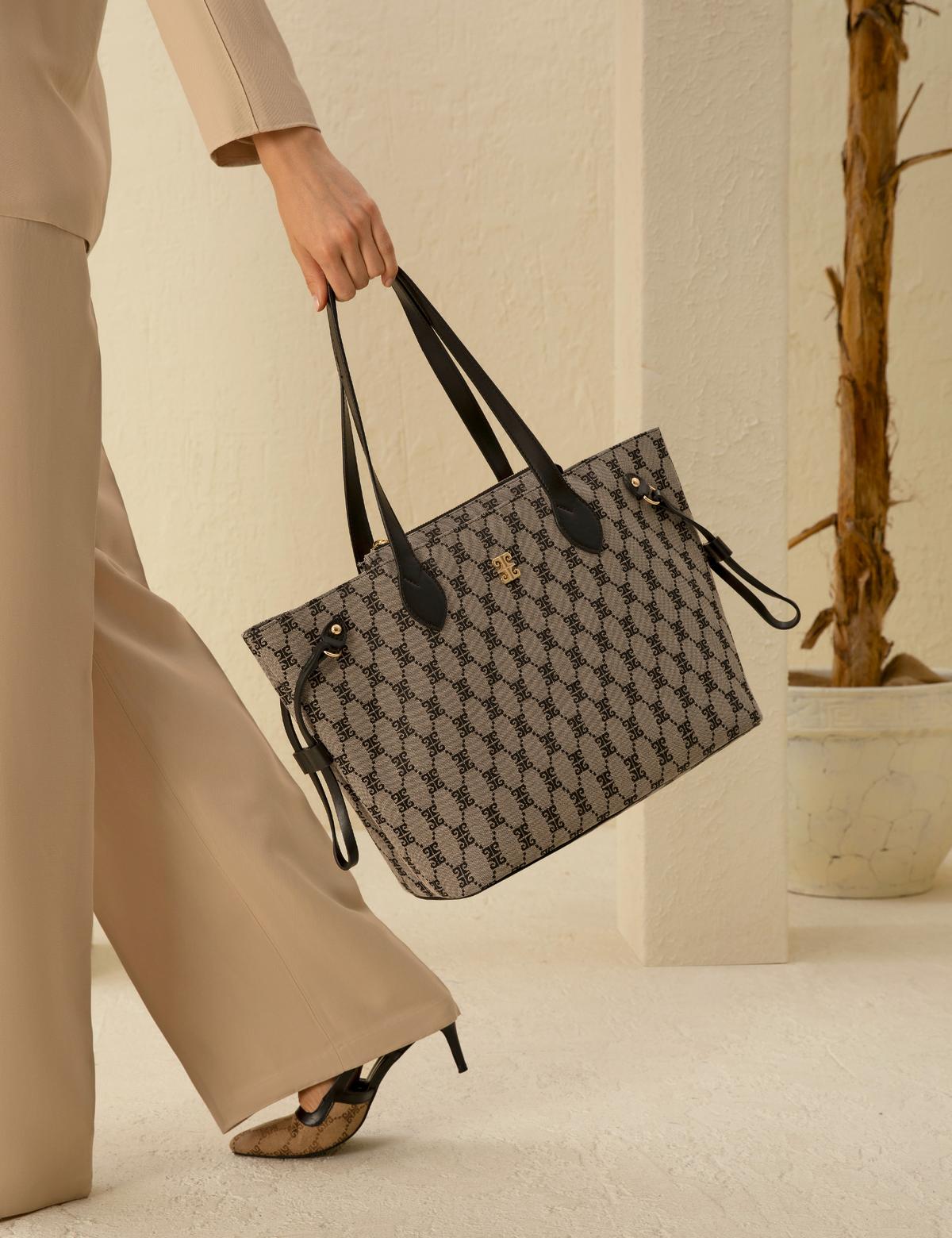 Taş Omuz Çantası - 50297809002