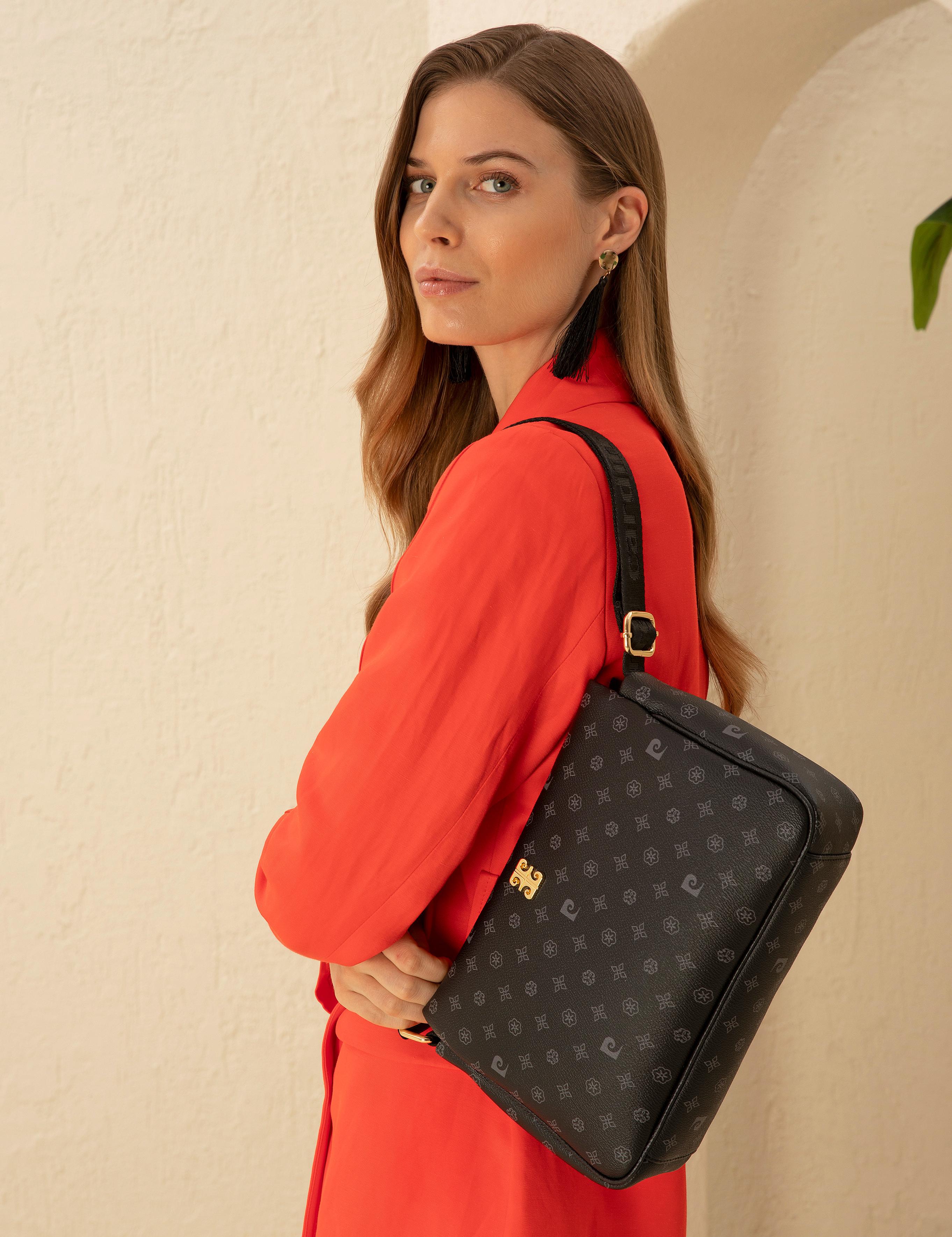 Siyah Çapraz Çanta