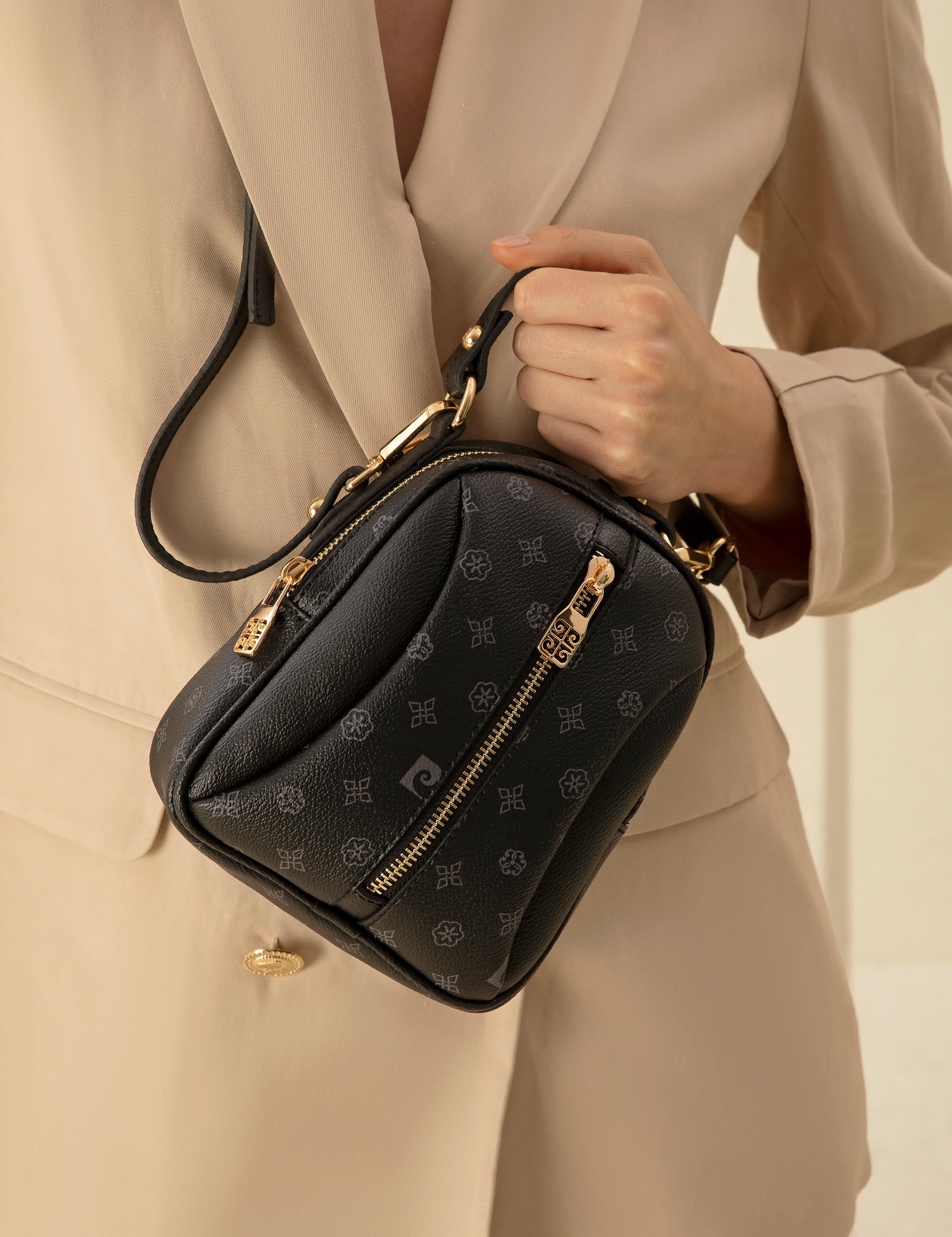 Siyah Çapraz Çanta