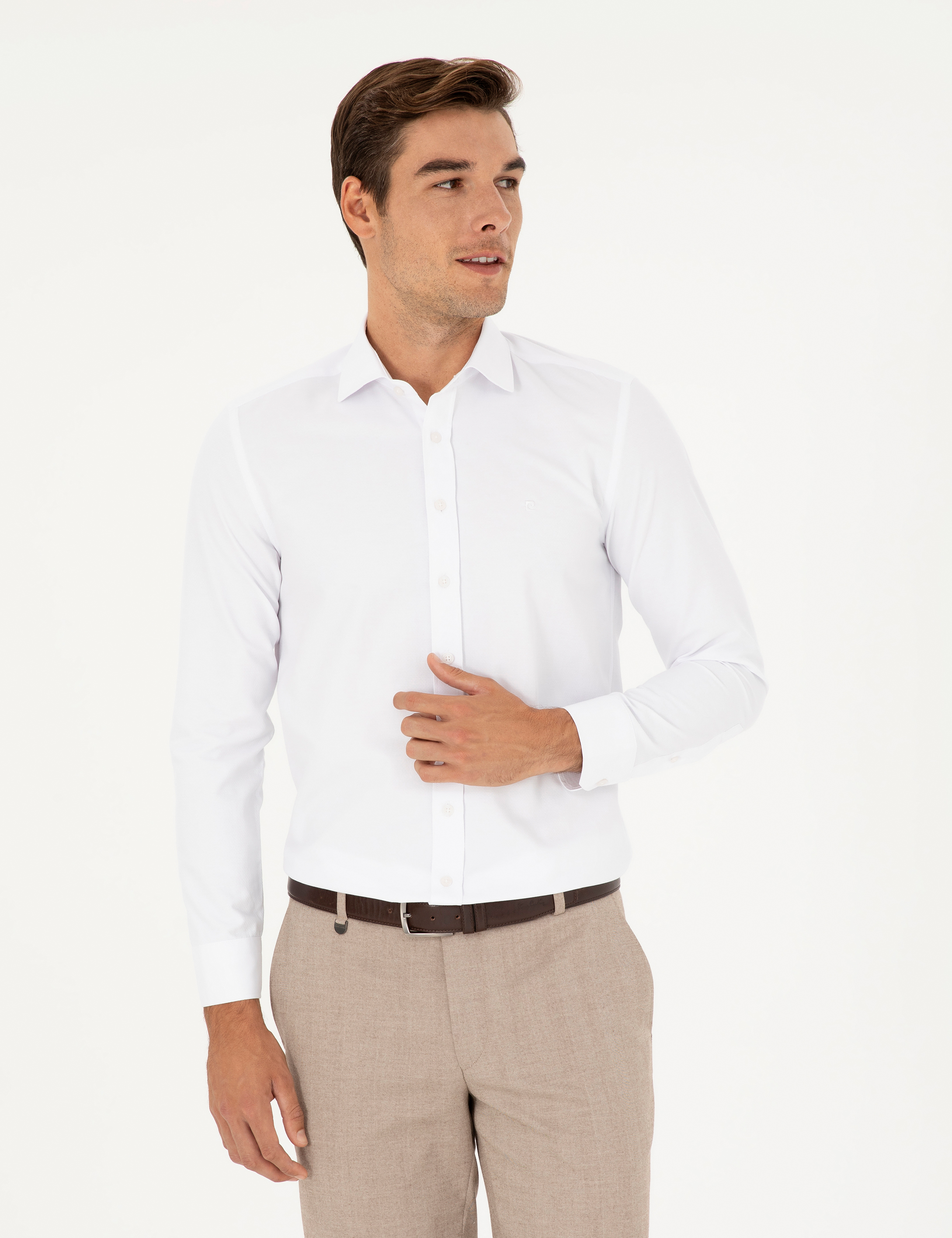 Beyaz Slim Fit Armürlü Uzun Kollu Gömlek