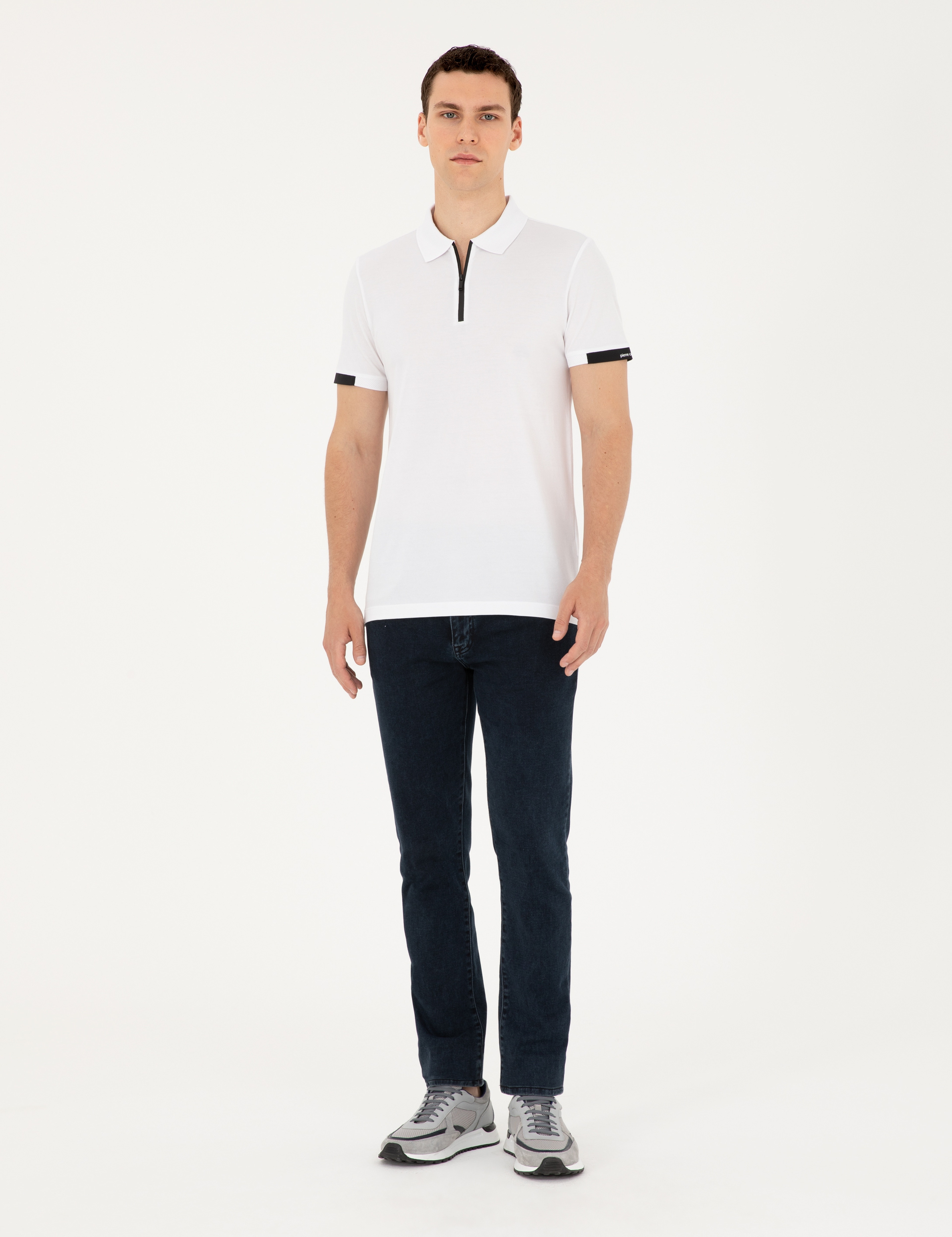 Beyaz Slim Fit Tişört - Image 4