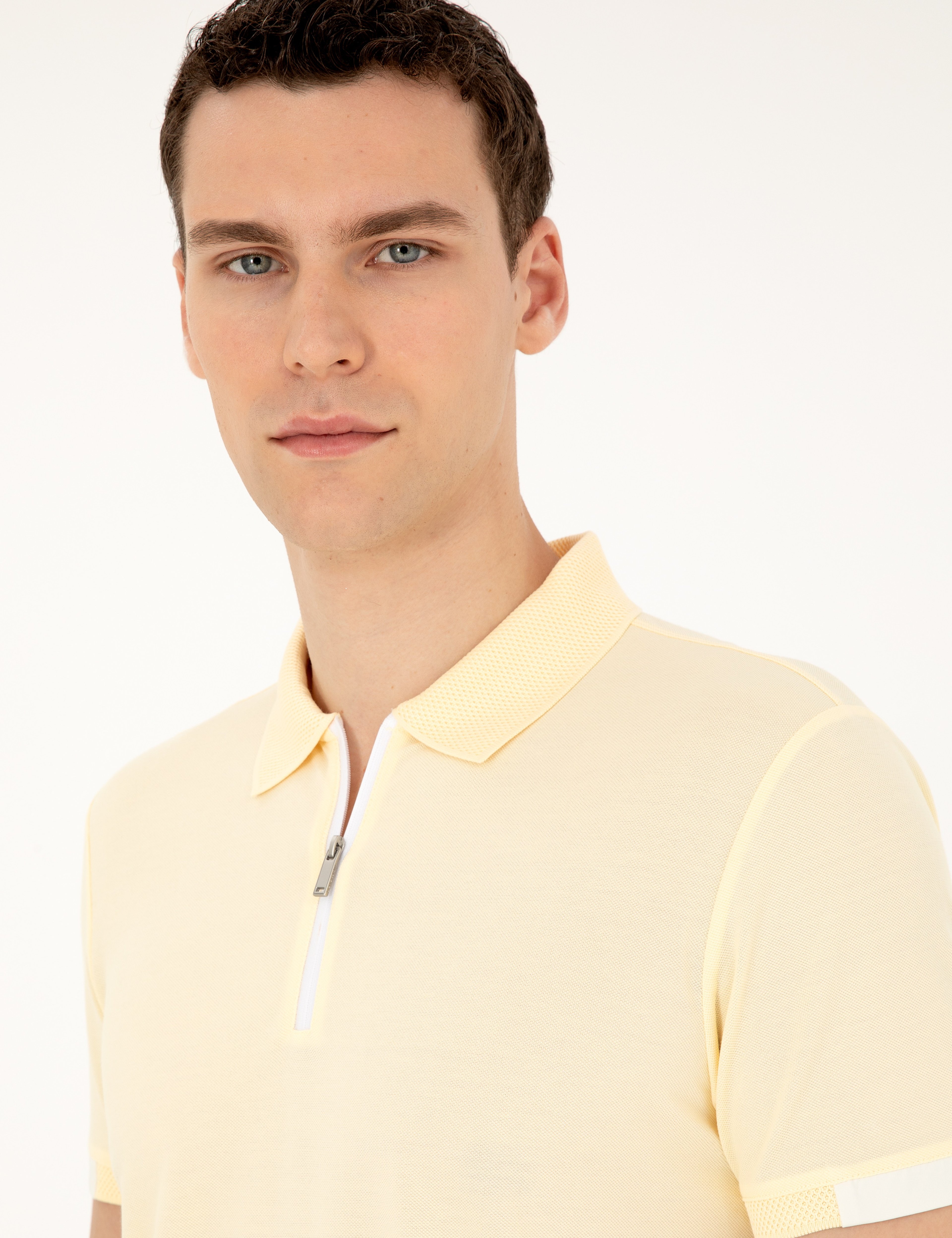 Limon Slim Fit Fermuarlı Polo Yaka Tişört