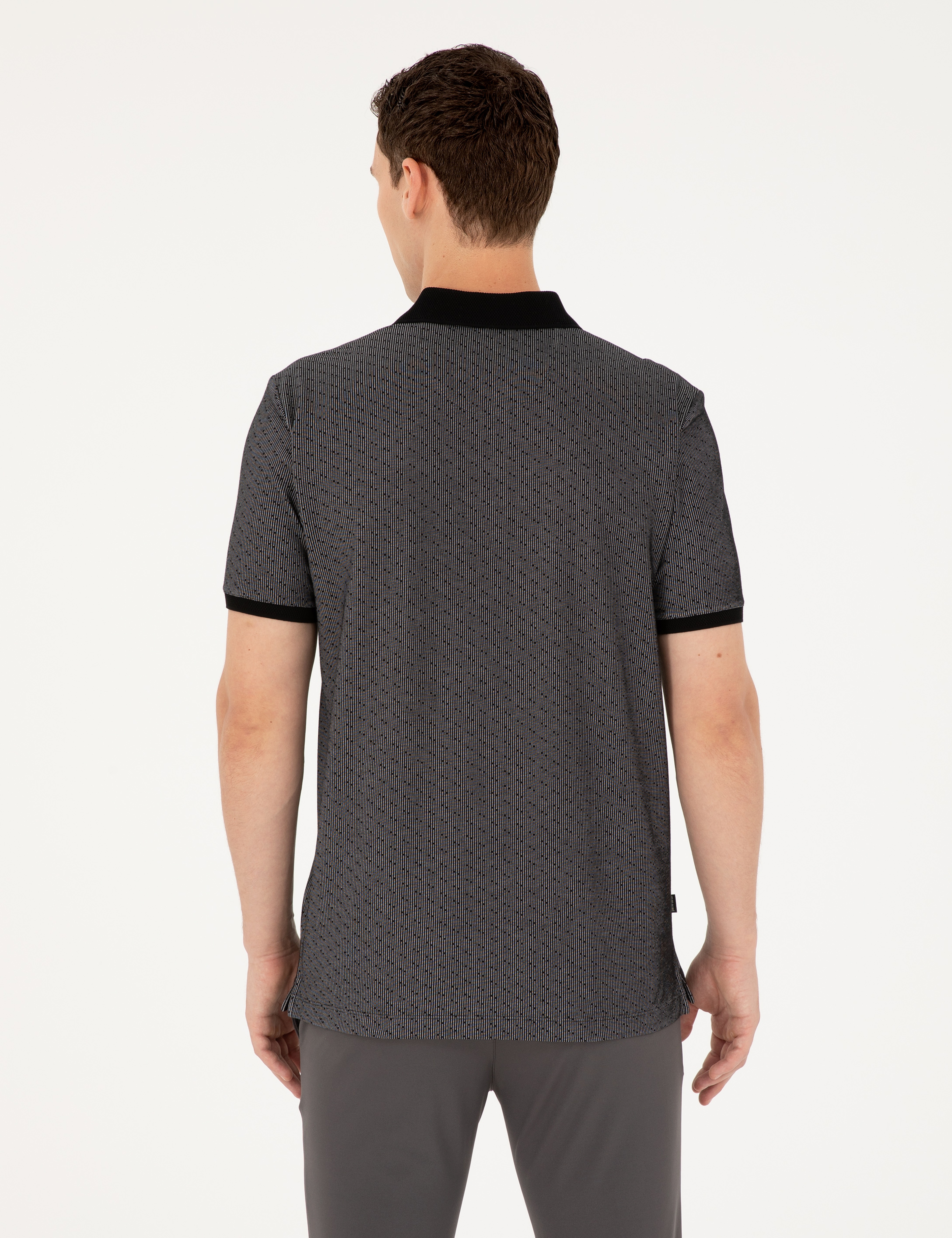 Siyah Regular Fit Tişört
