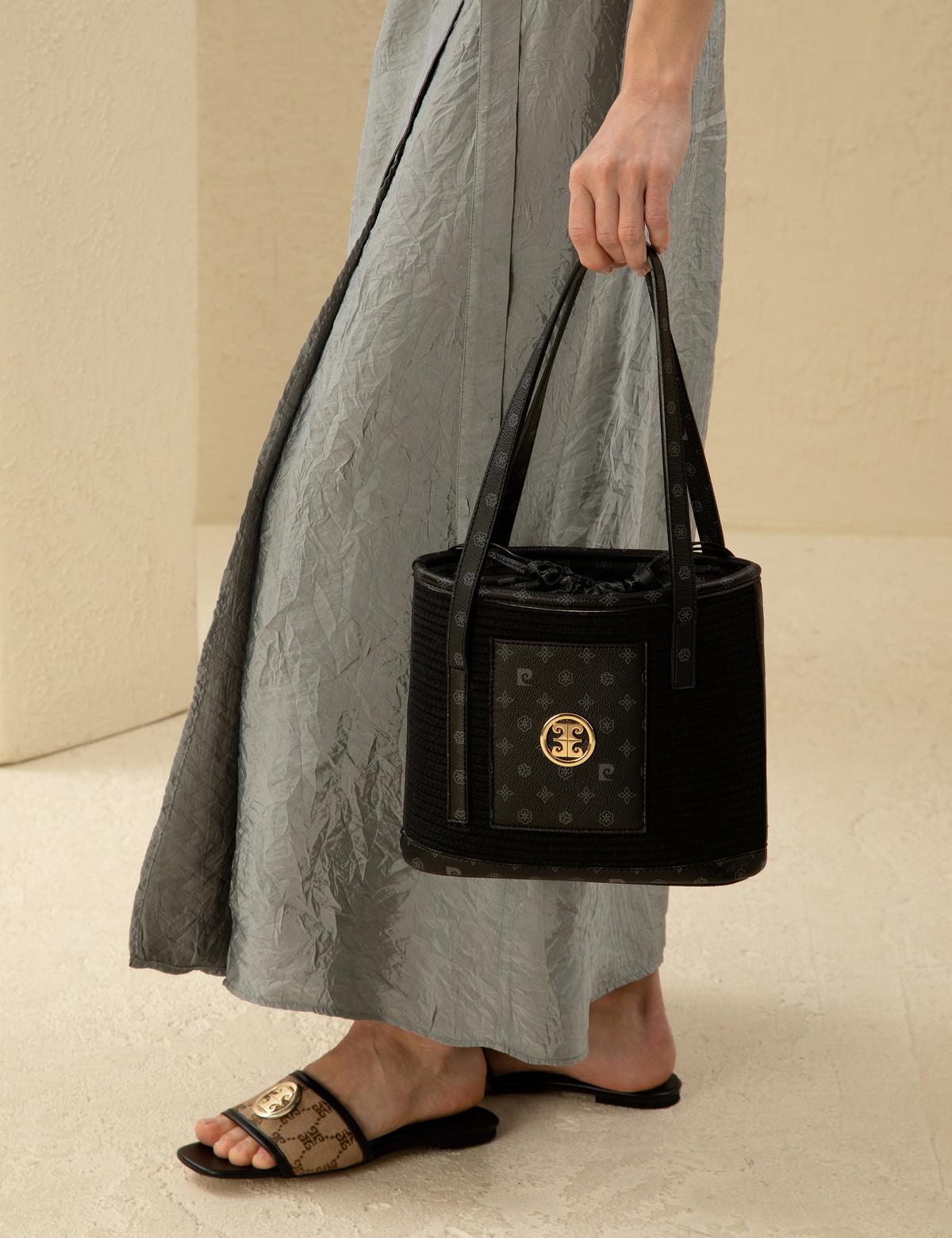 Siyah Büzgülü Çanta - 50297658001