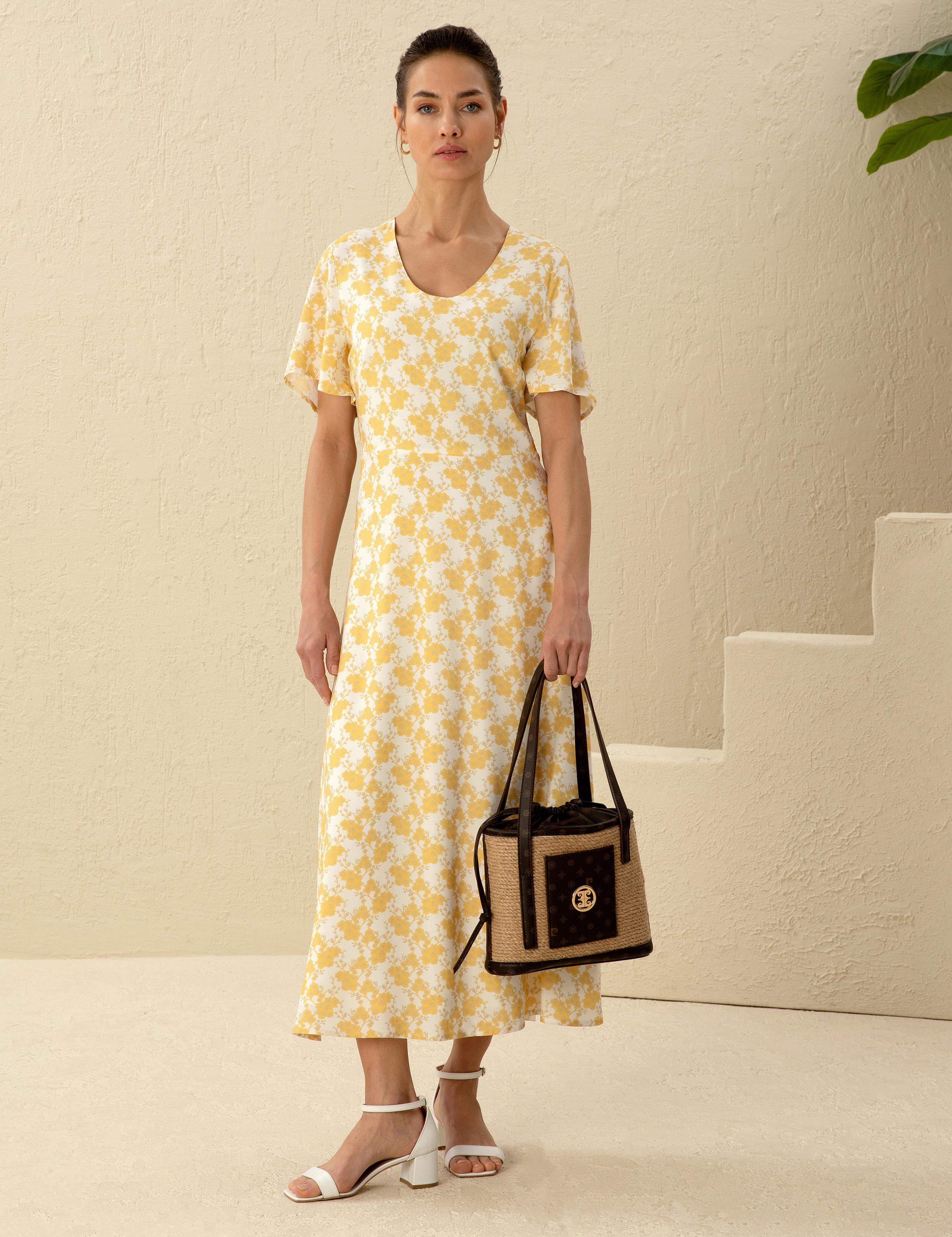 Bej Büzgülü Çanta