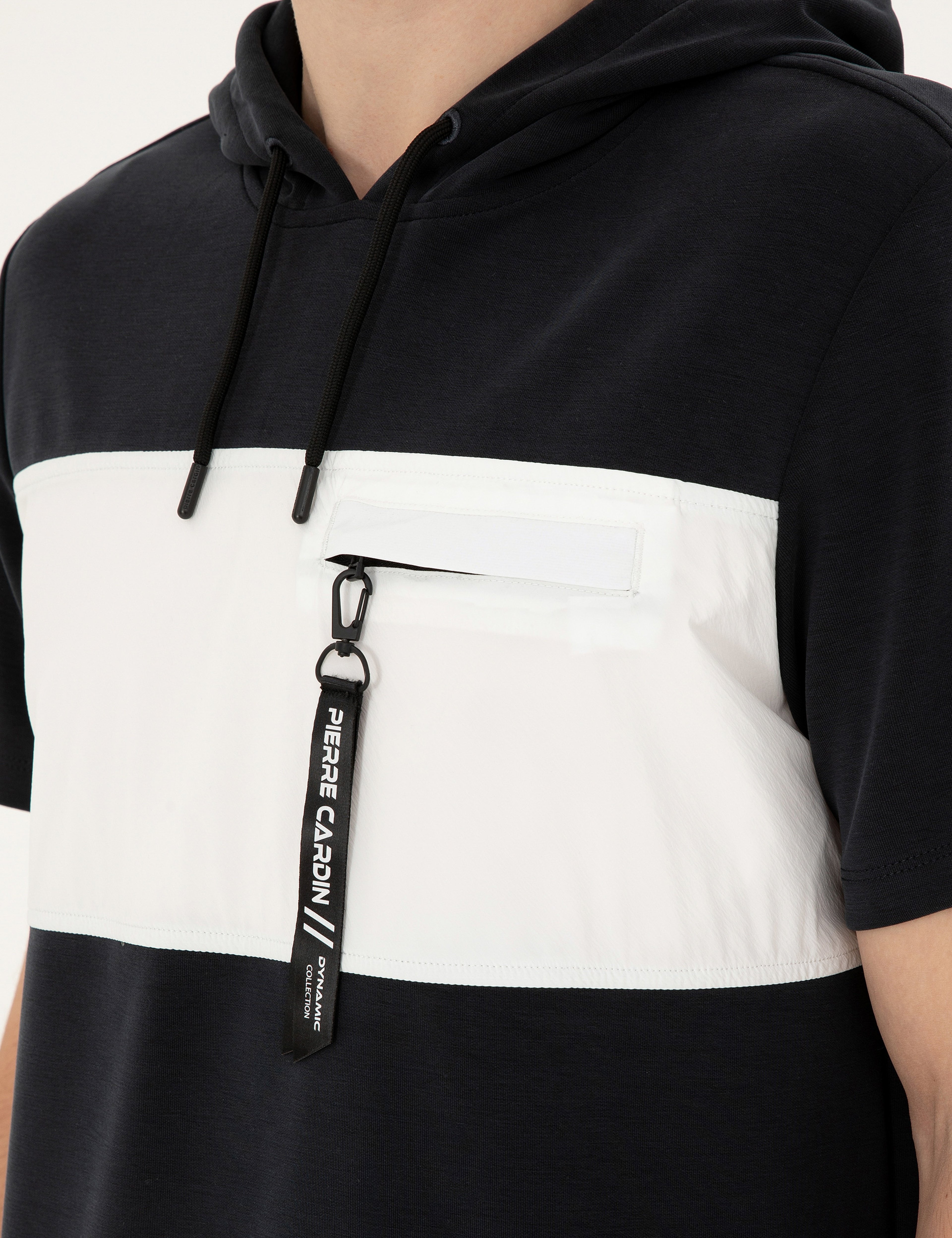 Siyah Regular Fit Sweatshirt