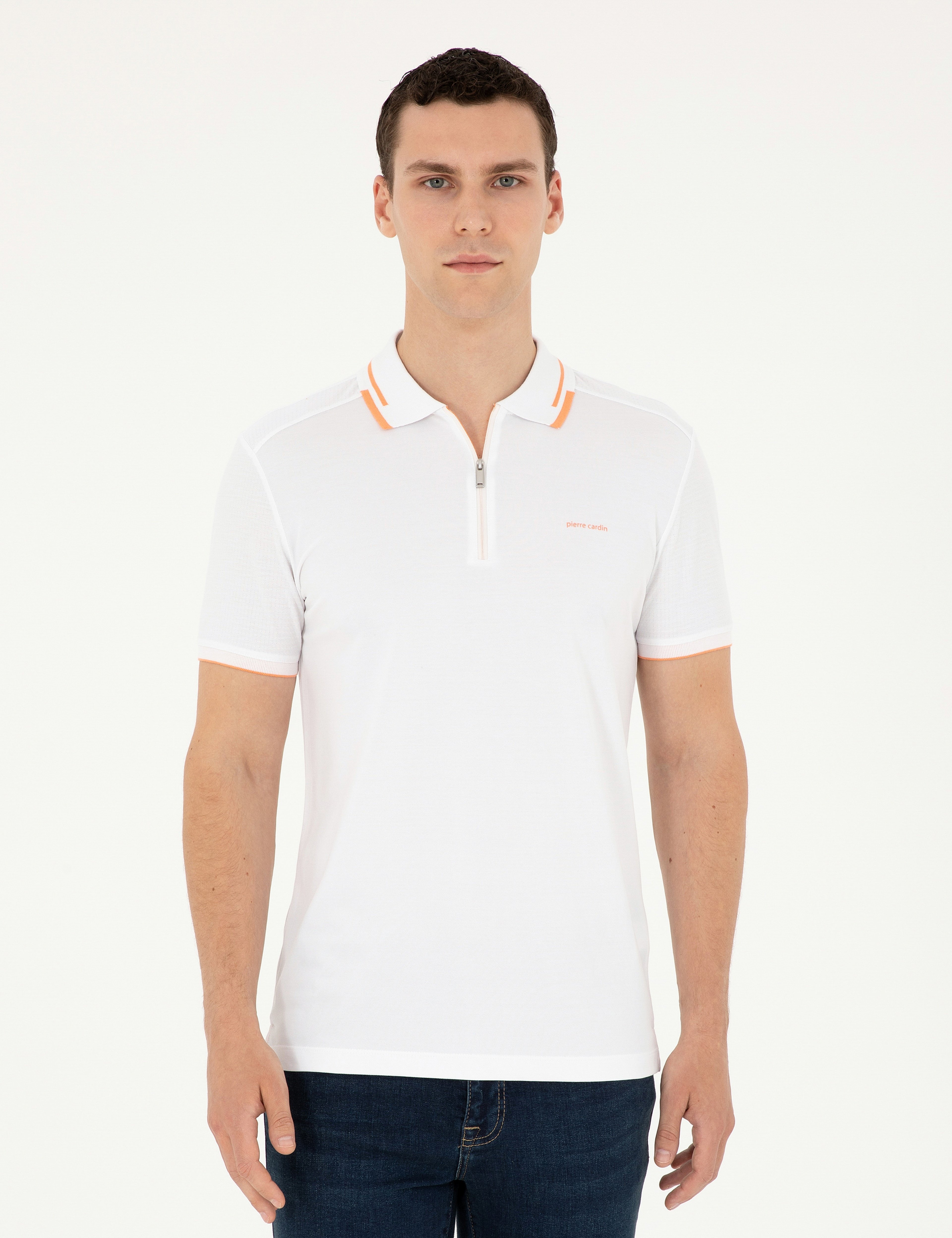 Beyaz Slim Fit Fermuarlı Polo Yaka Tişört