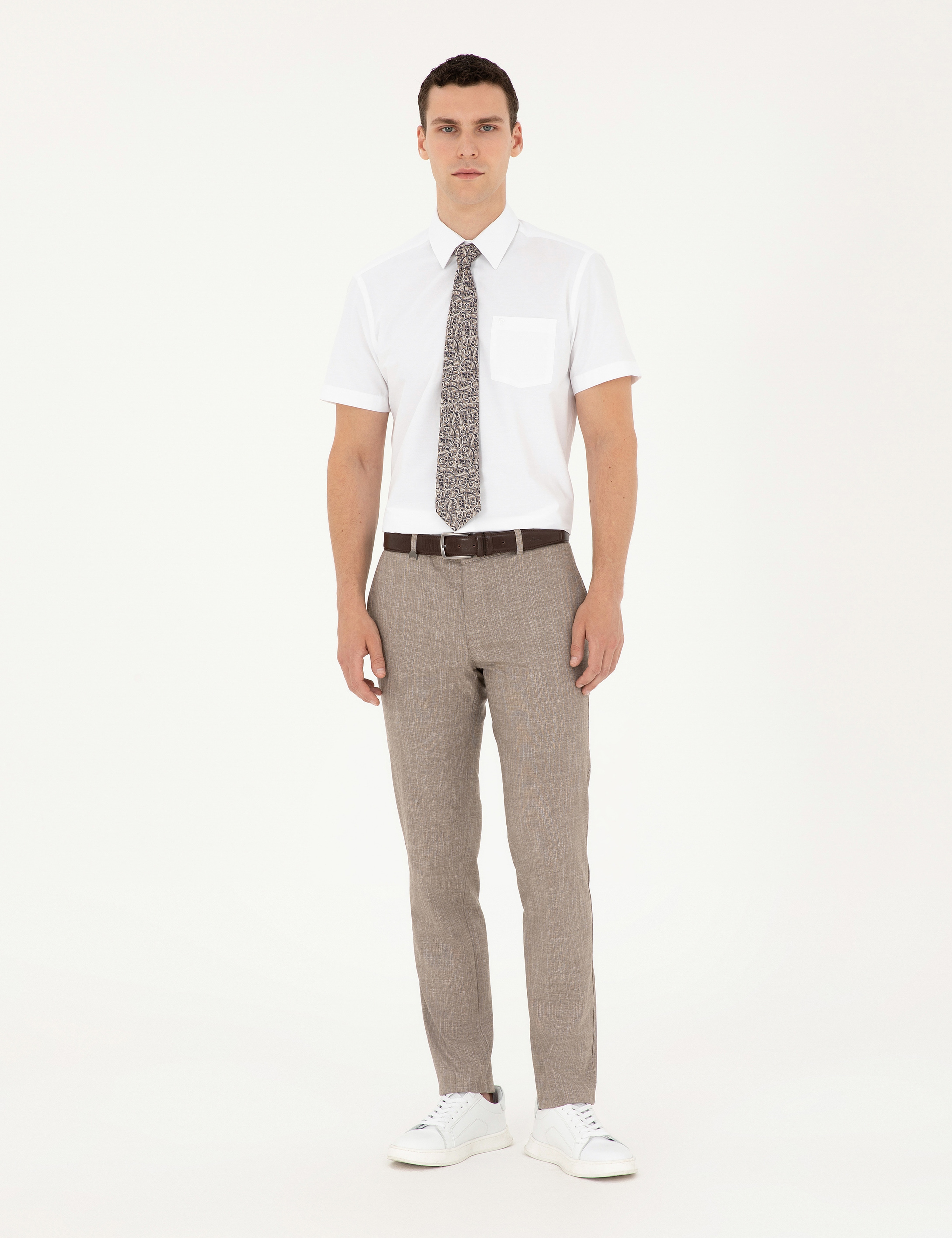 Beyaz Regular Fit Kısa Kollu Basic Gömlek - Image 4