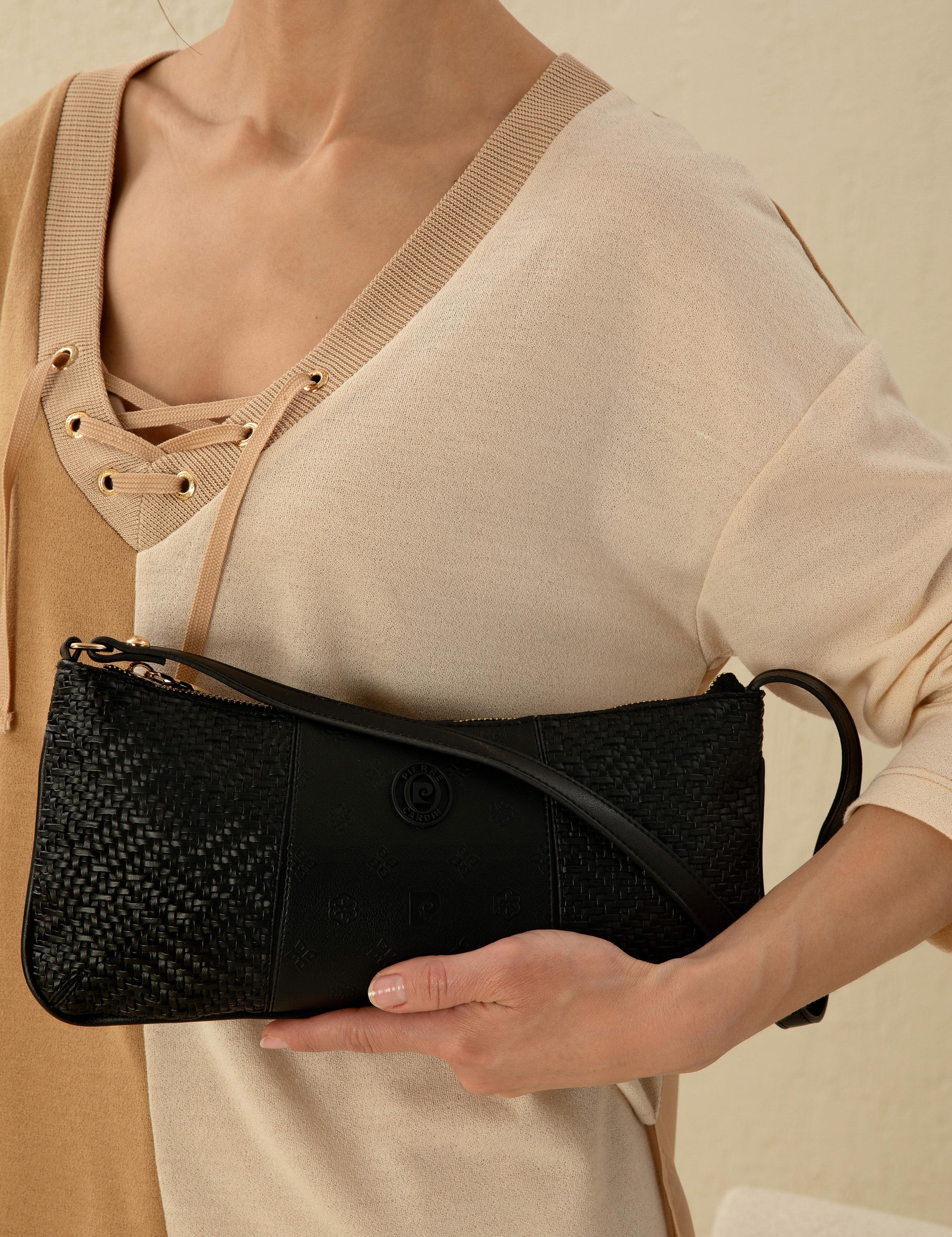 Siyah Omuz Çantası