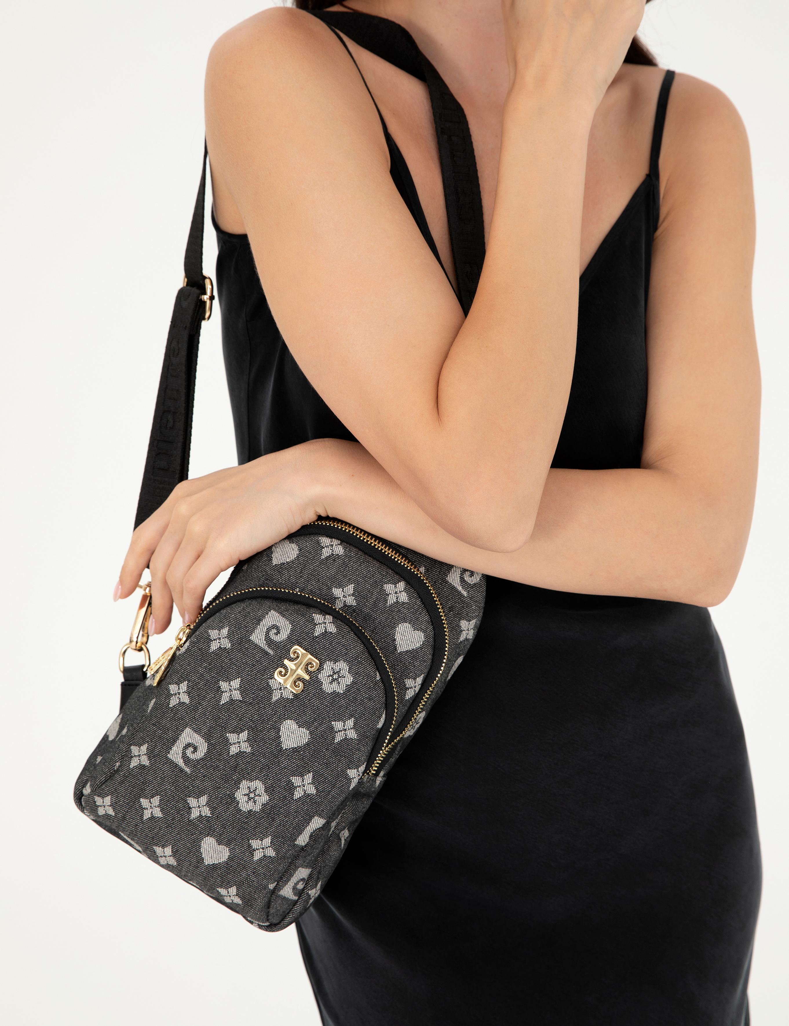 Siyah Çapraz Çanta