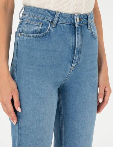 Açık Mavi Mom Fit Jean Pantolon