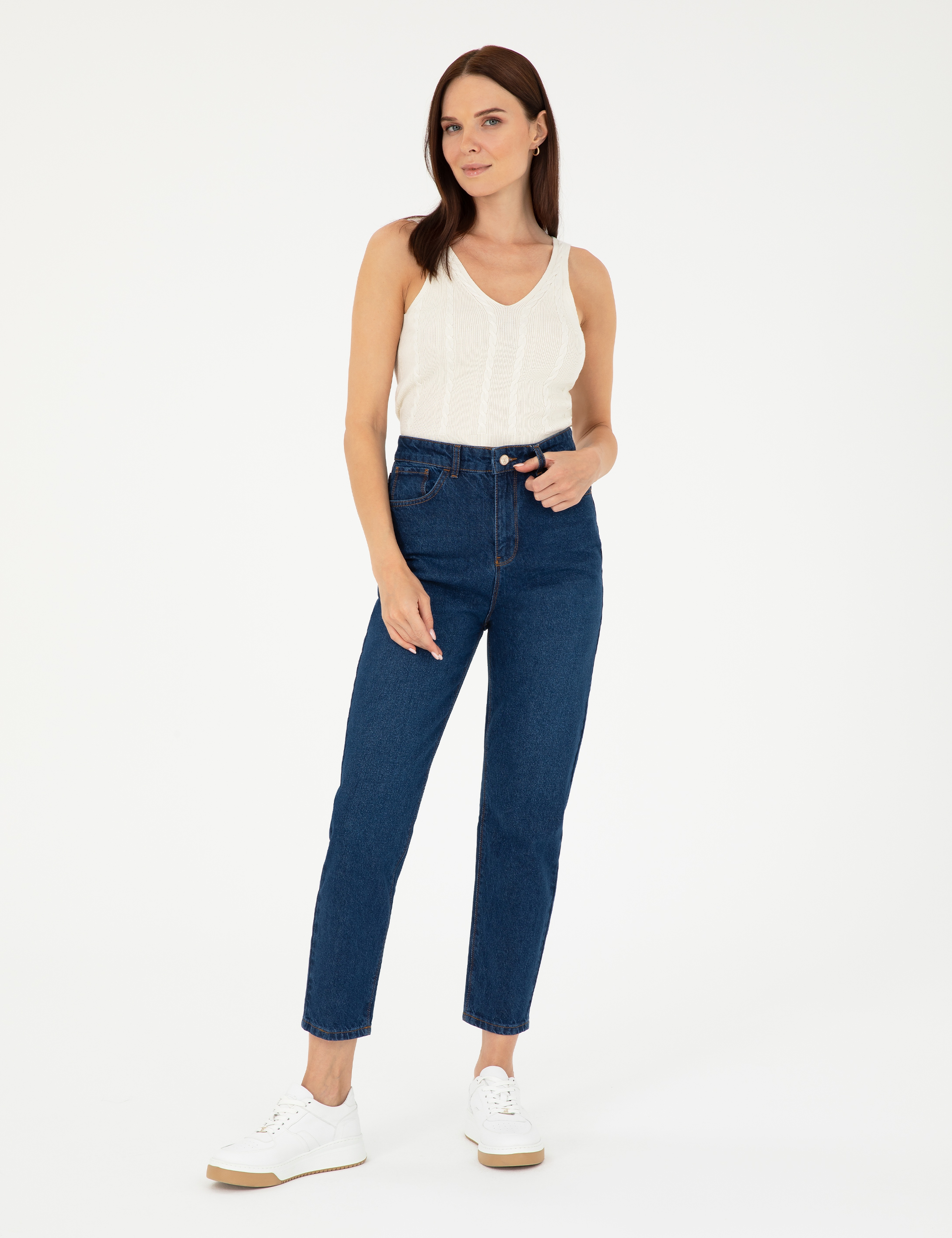 Koyu İndigo Mom Fit Jean Pantolon - Image 3