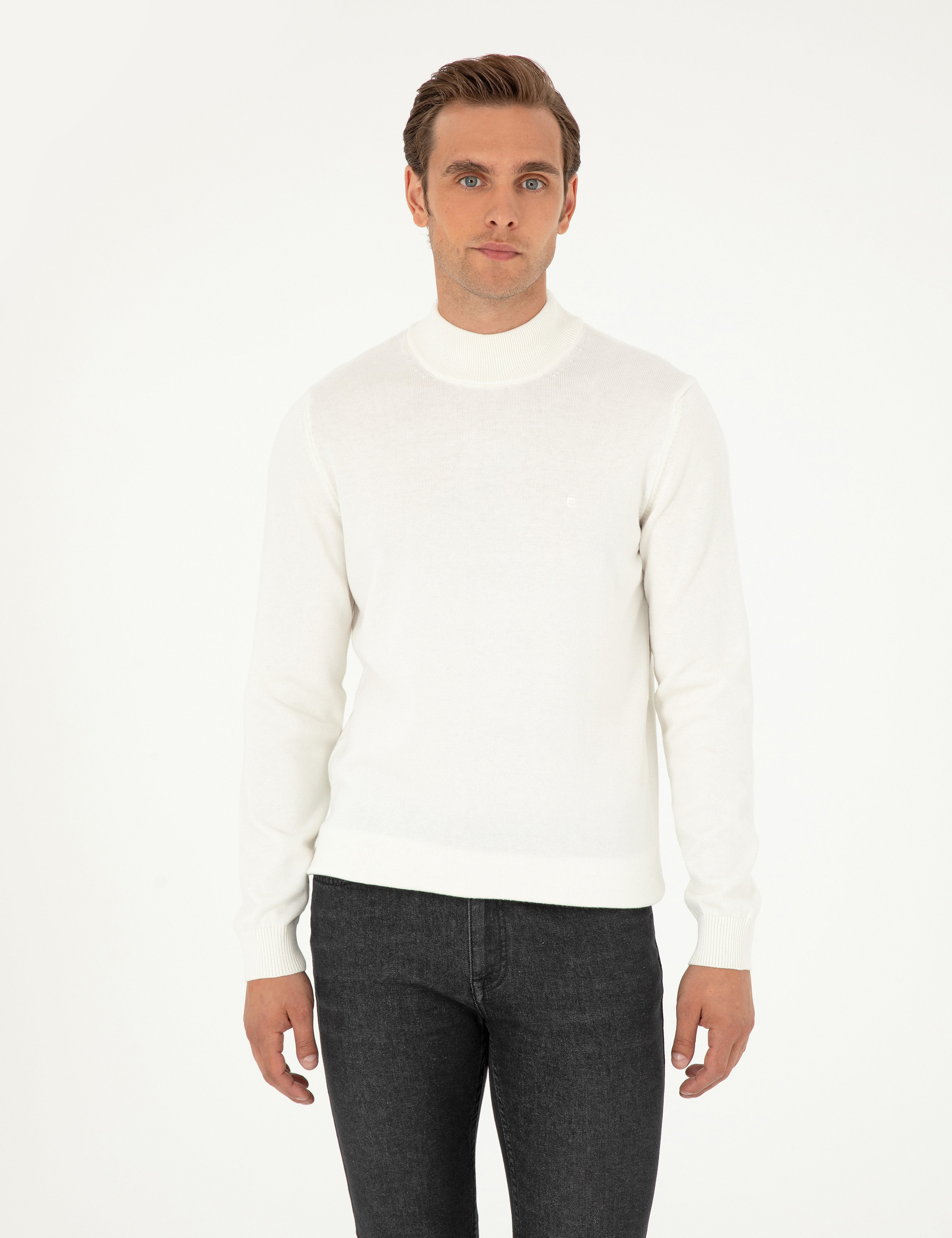 Ekru Slim Fit Yarım Balıkçı Yaka Basic Triko Kazak - Image 1