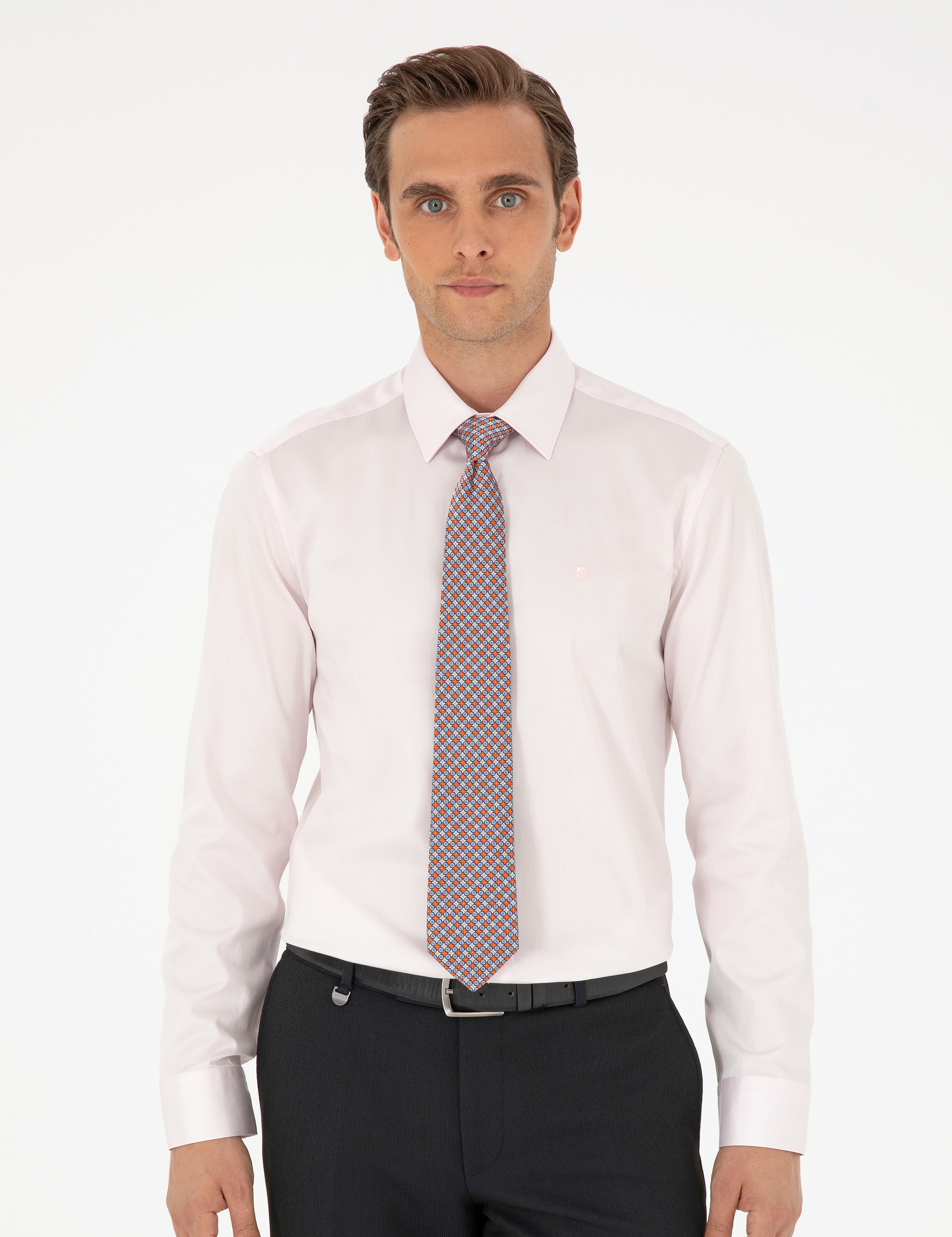 Açık Pembe %100 Pamuk Parlak Saten Slim Fit Uzun Kollu Basic Gömlek - Image 1