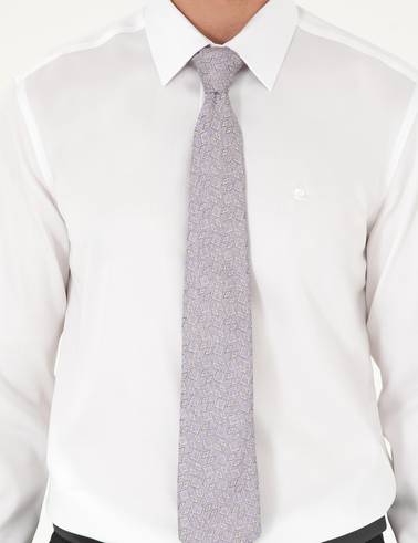 Beyaz Non İron Kolay Ütülenebilir Slim Fit Uzun Kollu Basic Gömlek
