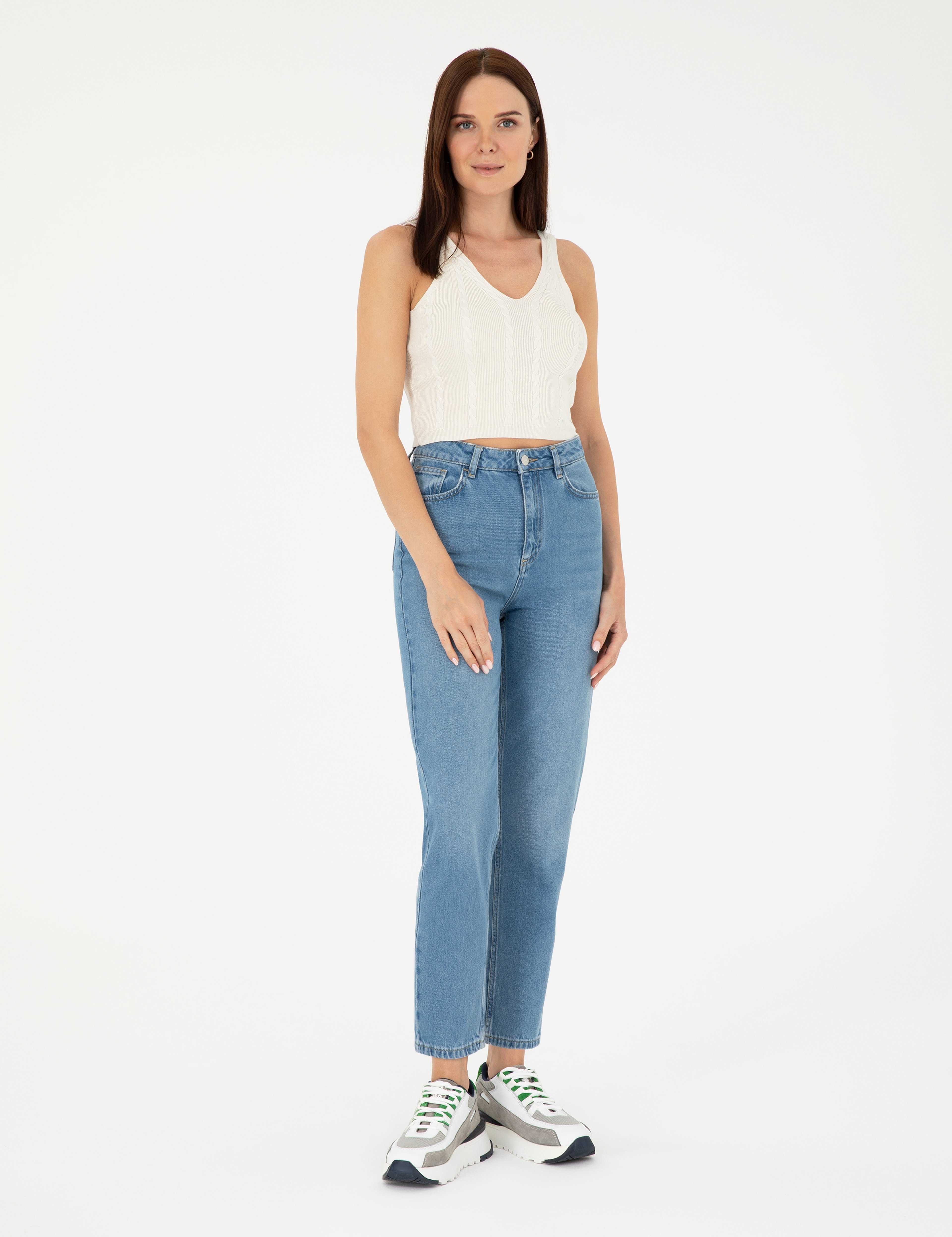 Açık Mavi Mom Fit Jean Pantolon - Image 1
