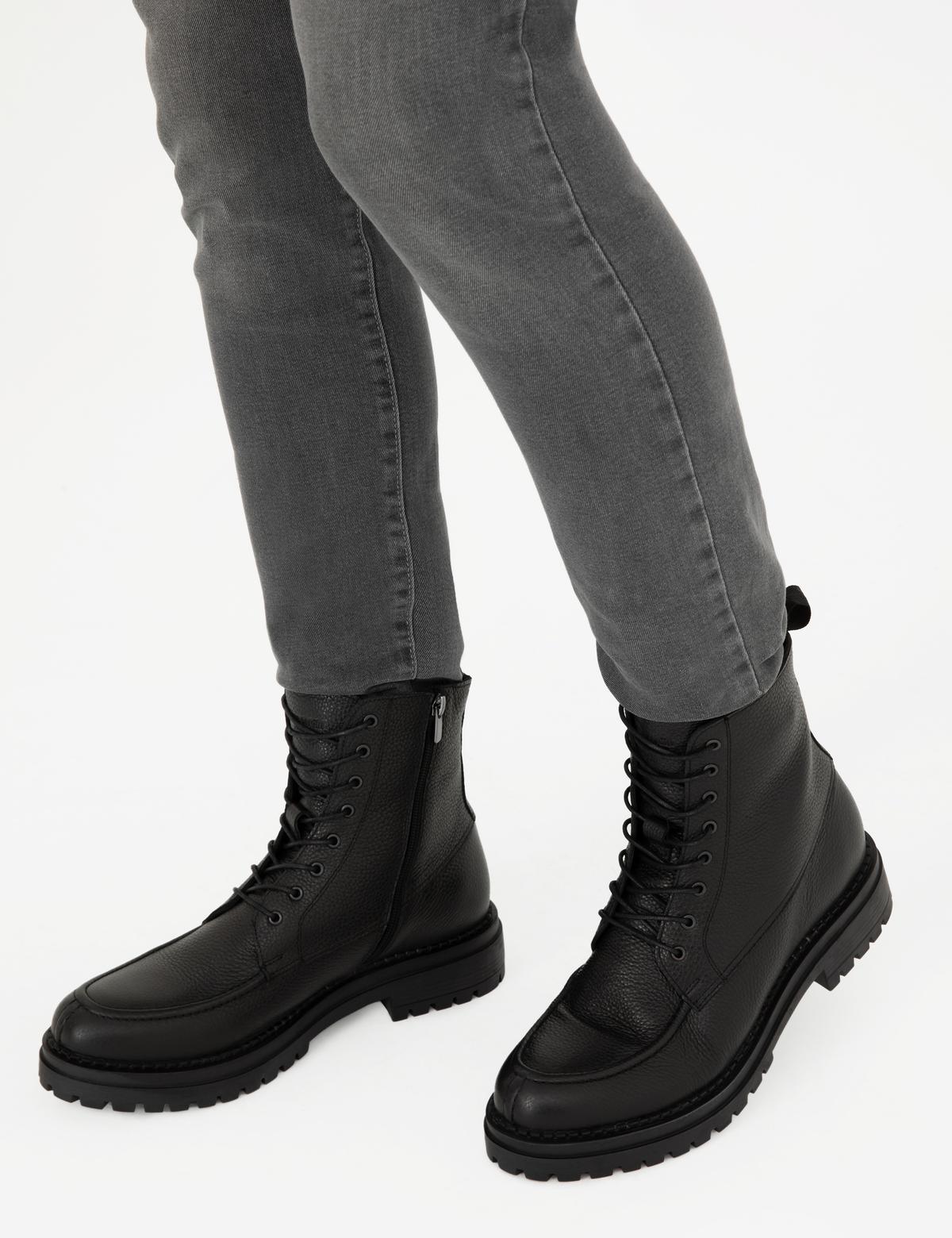 Siyah Bot - 50295899013