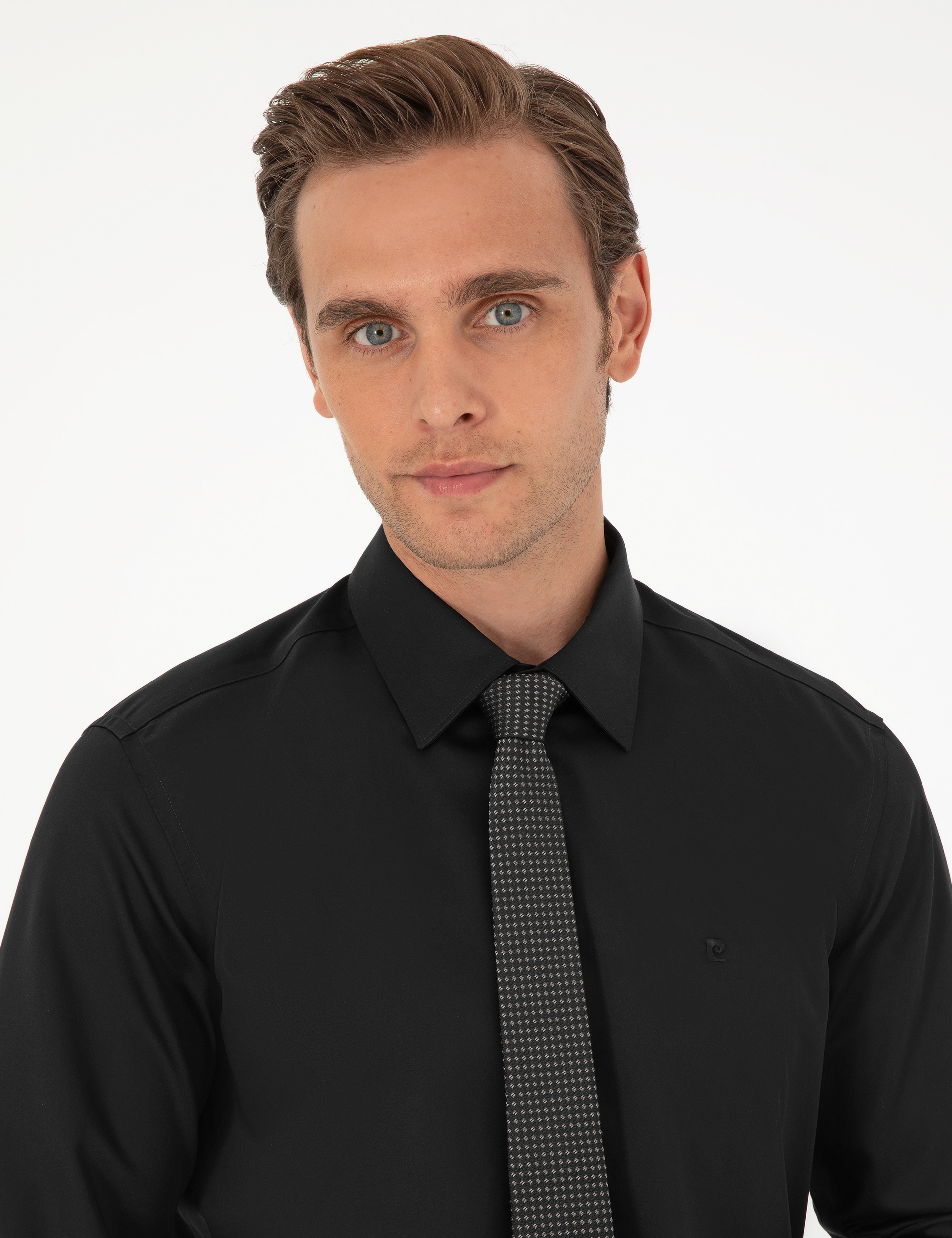 Siyah Non İron Kolay Ütülenebilir Slim Fit Uzun Kollu Basic Gömlek