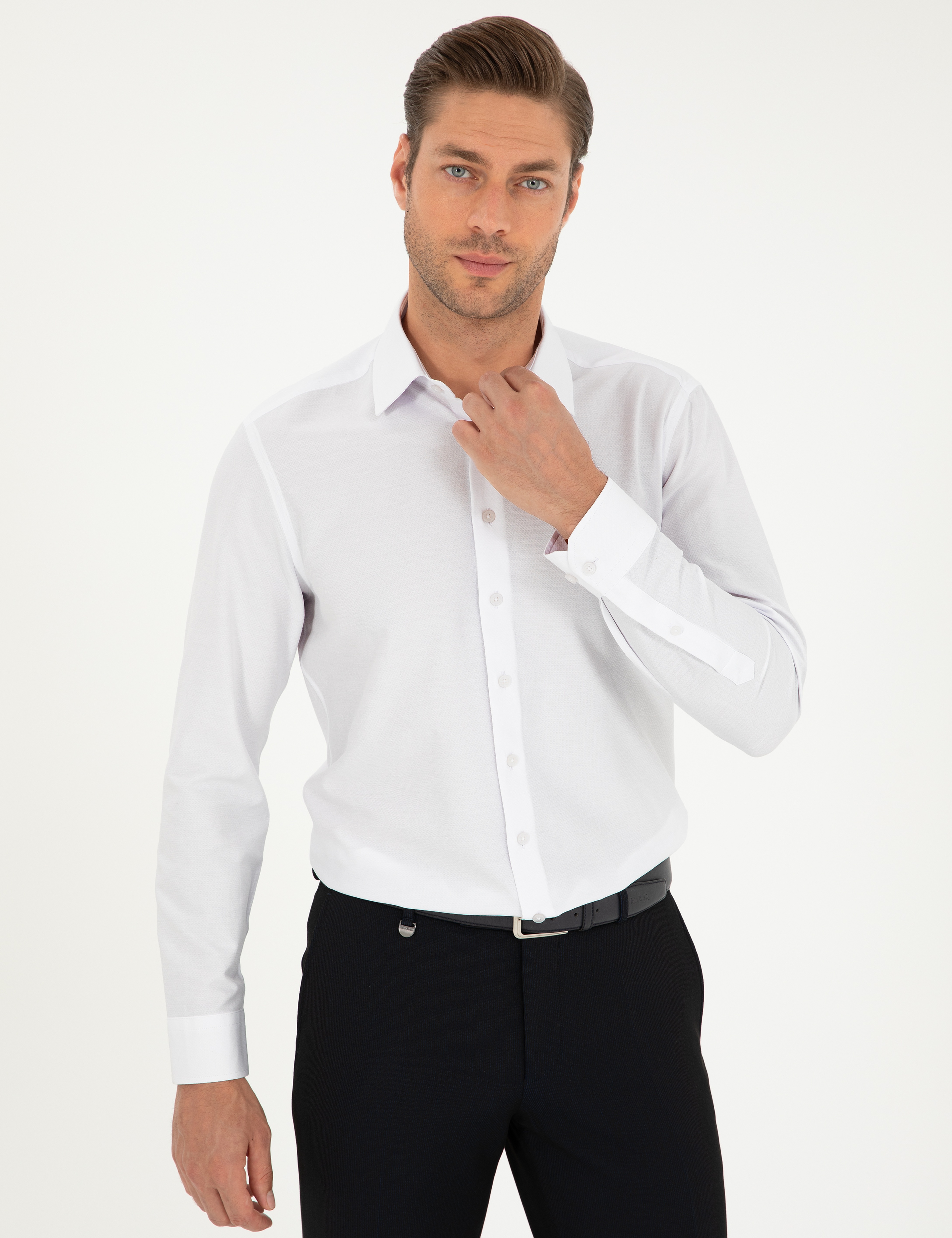 Beyaz Regular Fit Armürlü Uzun Kollu Gömlek - Image 3