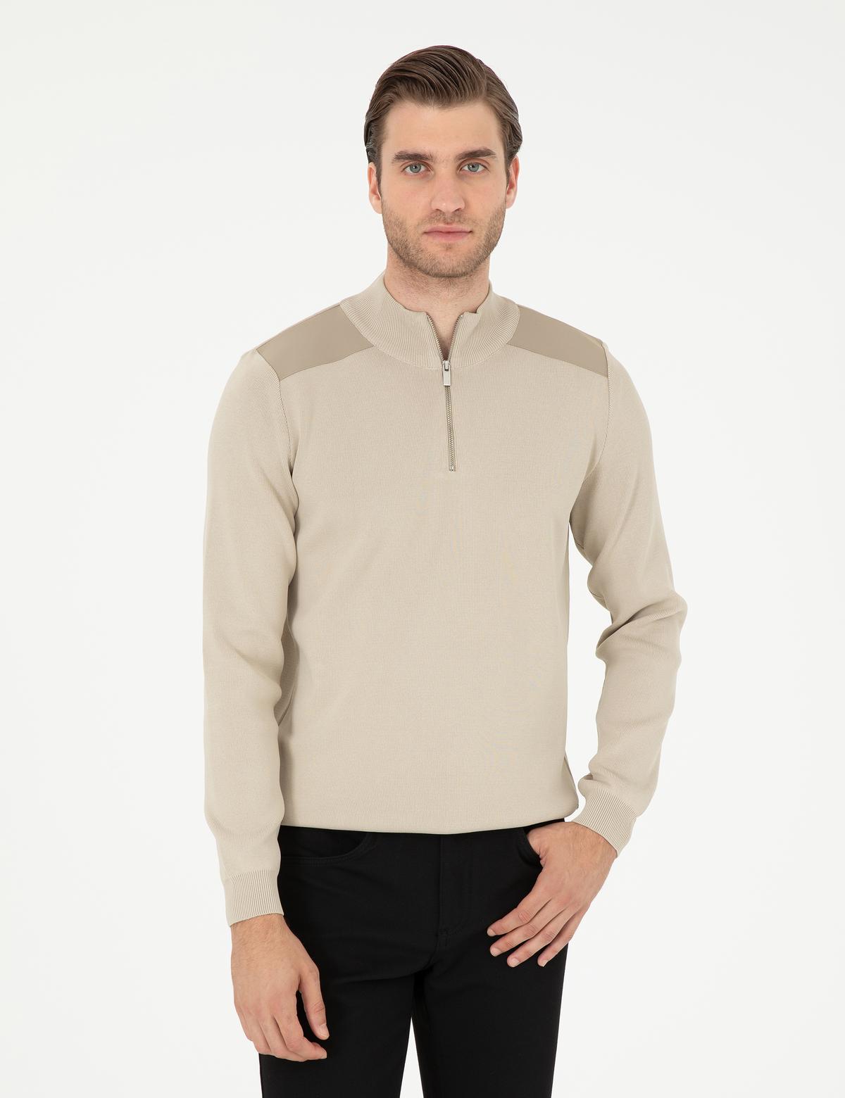Bej Regular Fit Fermuarlı Dik Yaka Triko Kazak