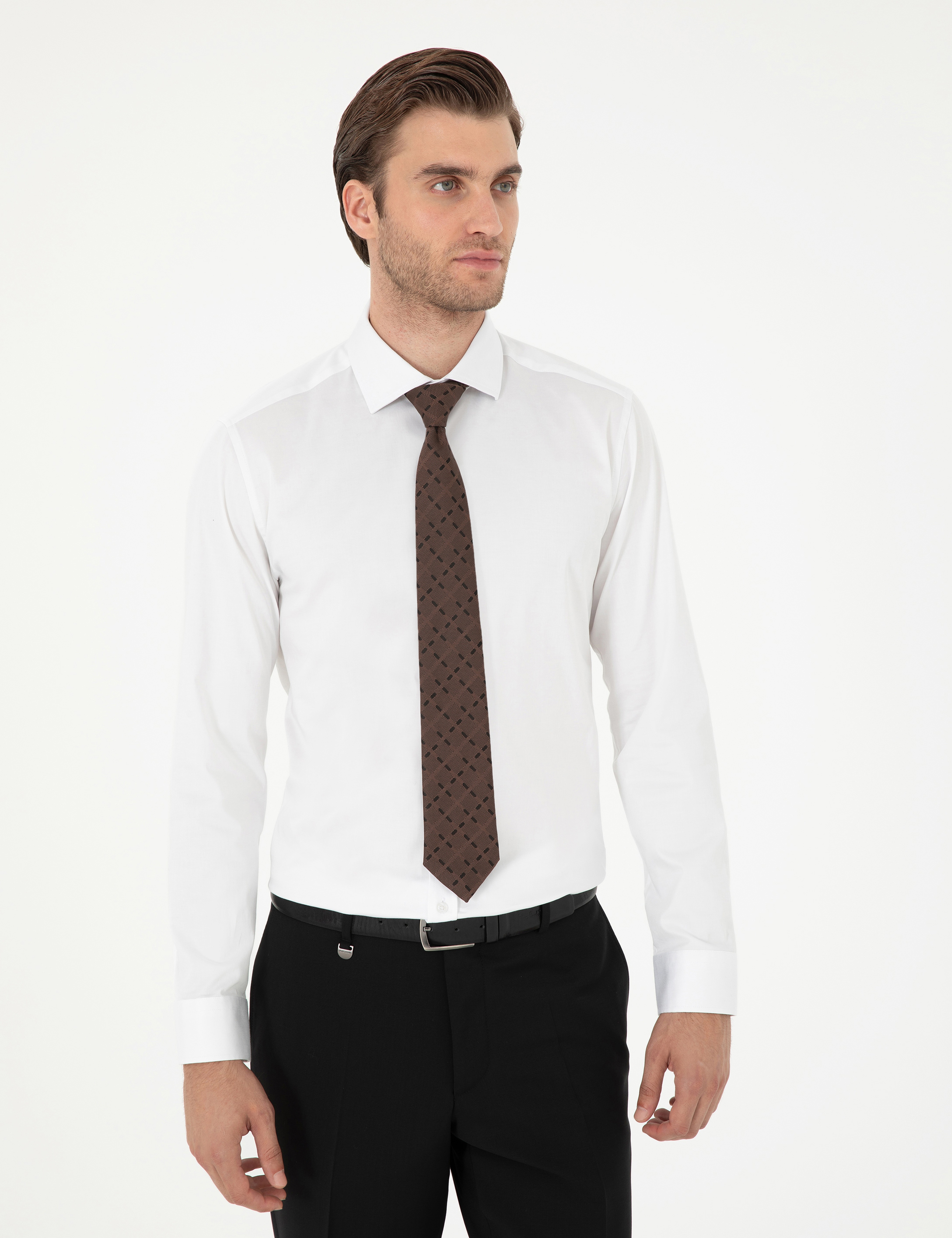 Beyaz Likralı Kolay Ütülenebilir Ekstra Slim Fit Basic Gömlek - Image 3