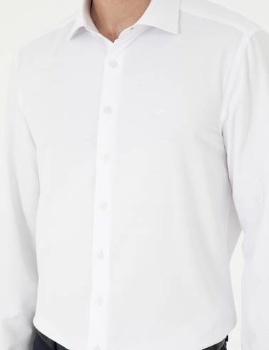Beyaz Slim Fit Armürlü Uzun Kollu Gömlek
