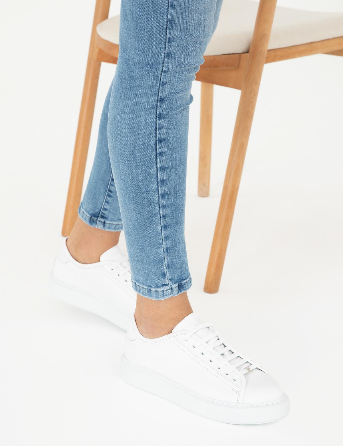 Beyaz Deri Sneaker - 50296182005