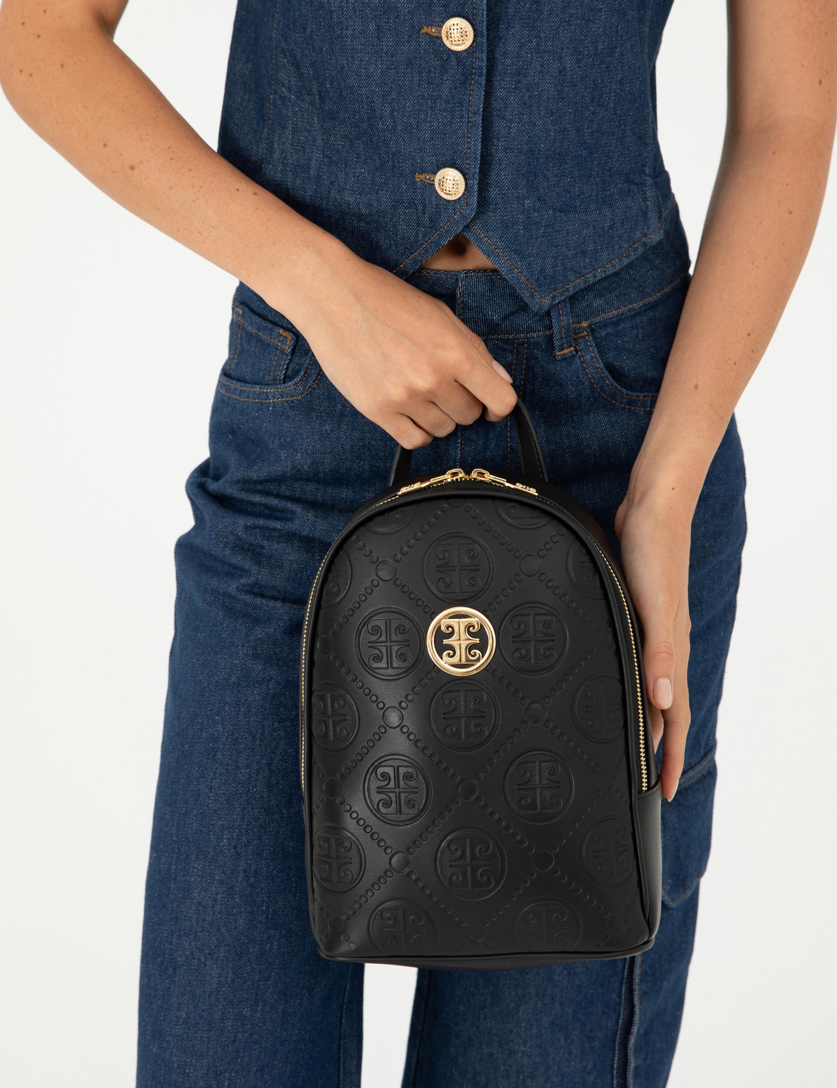 Siyah Sırt Çantası